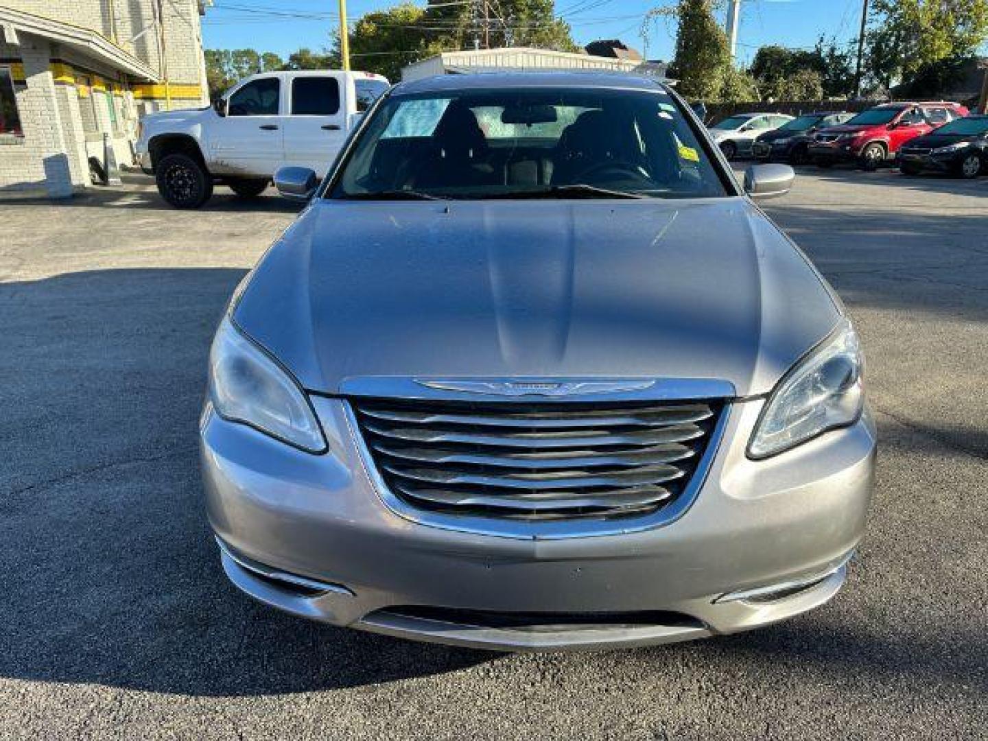 2014 Chrysler 200 LX (1C3CCBABXEN) with an 2.4L L4 DOHC 16V engine, 6-Speed Automatic transmission, located at 2715 W Pioneer Pkwy, Arlington, TX, 76013, (817) 265-9009, 32.710262, -97.153236 - Photo#3