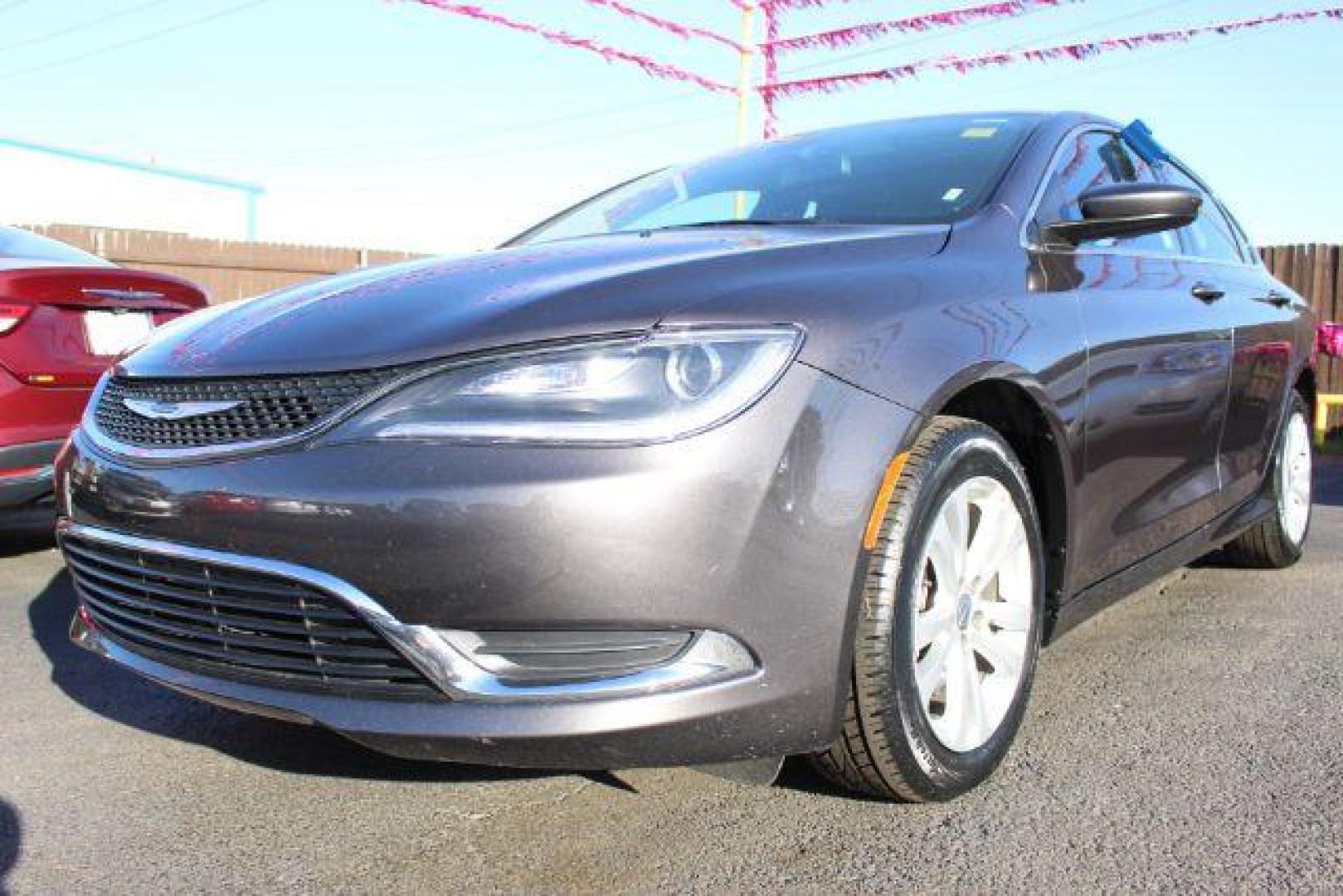 2015 GRAY Chrysler 200 Limited (1C3CCCAB8FN) with an 2.4L L4 DOHC 16V engine, 9-Speed Automatic transmission, located at 2715 W Pioneer Pkwy, Arlington, TX, 76013, (817) 265-9009, 32.710262, -97.153236 - Photo#2