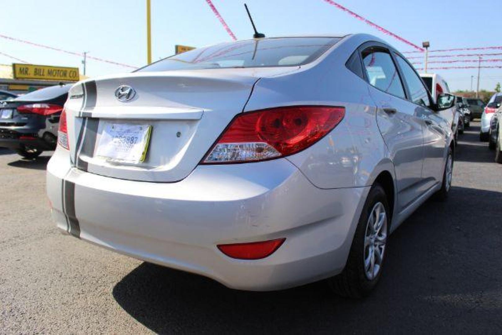 2013 Silver HYUNDAI ACCEN GLS 1 (KMHCT4AE1DU) , located at 2715 W Pioneer Pkwy, Arlington, TX, 76013, (817) 265-9009, 32.710262, -97.153236 - Photo#6