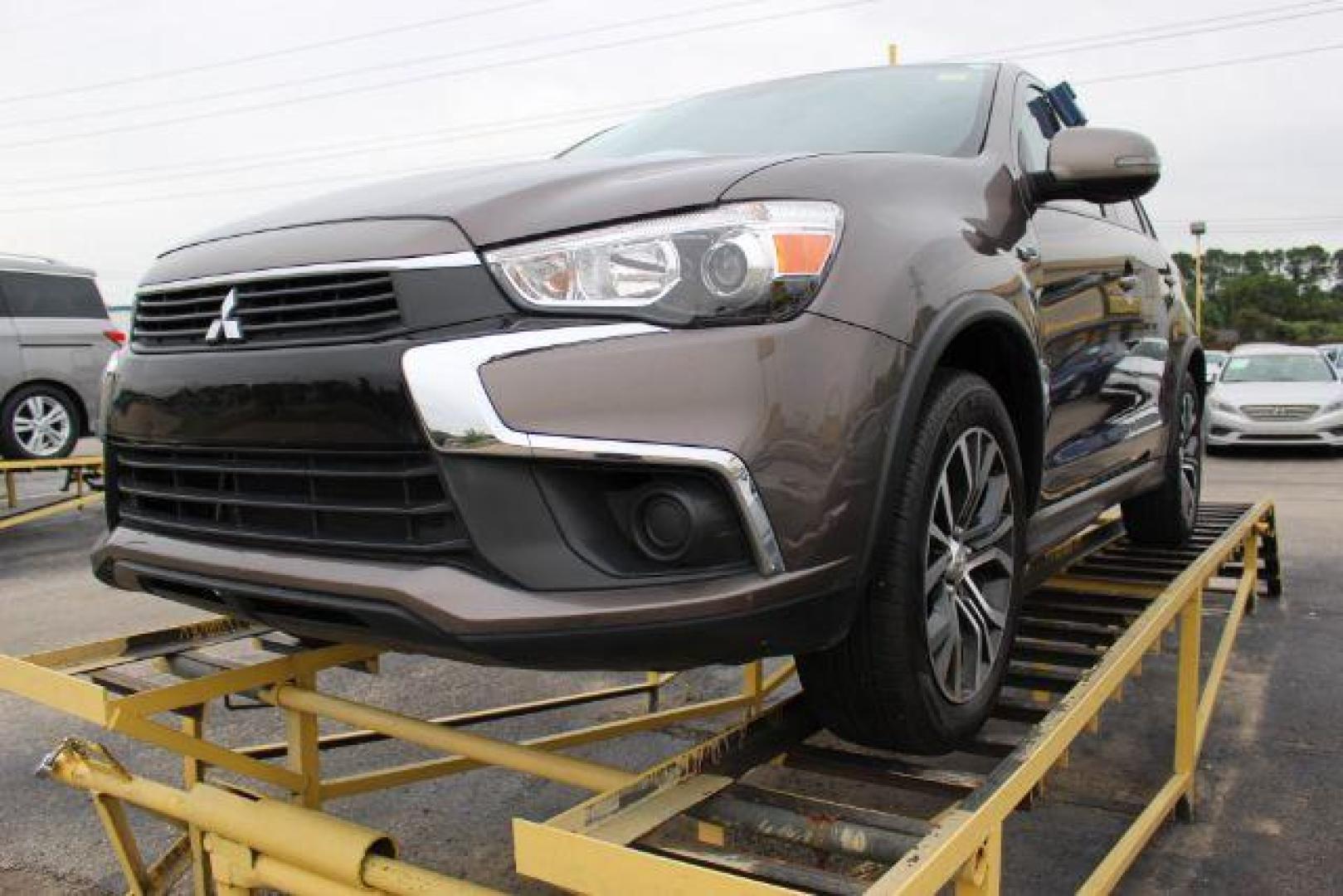 2017 BROWN Mitsubishi Outlander Sport 2.0 ES CVT (JA4AP3AU2HZ) with an 2.0L L4 DOHC 16V engine, Continuously Variabl transmission, located at 2715 W Pioneer Pkwy, Arlington, TX, 76013, (817) 265-9009, 32.710262, -97.153236 - Photo#4