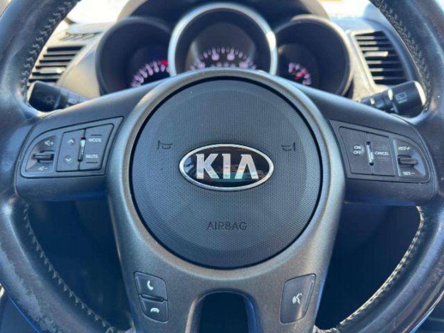 2015 Kia Soul + (KNDJP3A51F7) with an 2.0L L4 DOHC 16V engine, 6-Speed Automatic transmission, located at 2715 W Pioneer Pkwy, Arlington, TX, 76013, (817) 265-9009, 32.710262, -97.153236 - Photo#16