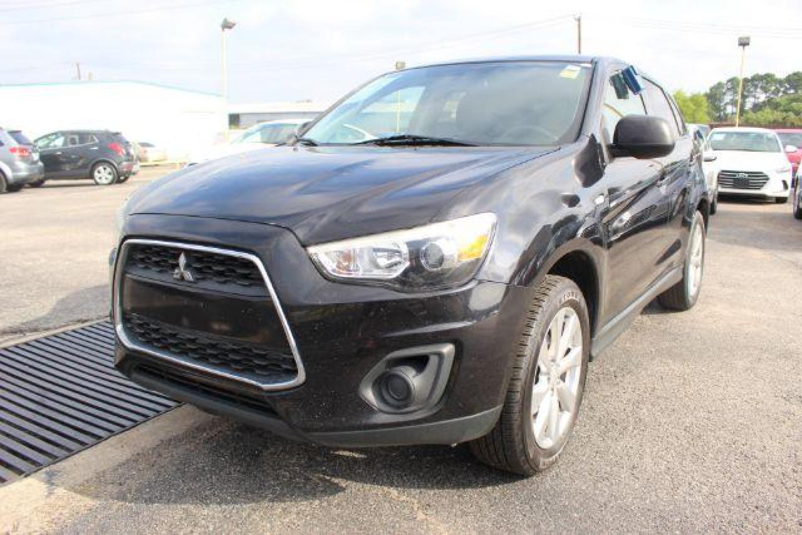 2013 BLACK Mitsubishi Outlander Sport ES 2WD (4A4AP3AU1DE) with an 2.0L L4 DOHC 16V engine, located at 2715 W Pioneer Pkwy, Arlington, TX, 76013, (817) 265-9009, 32.710262, -97.153236 - Photo#2