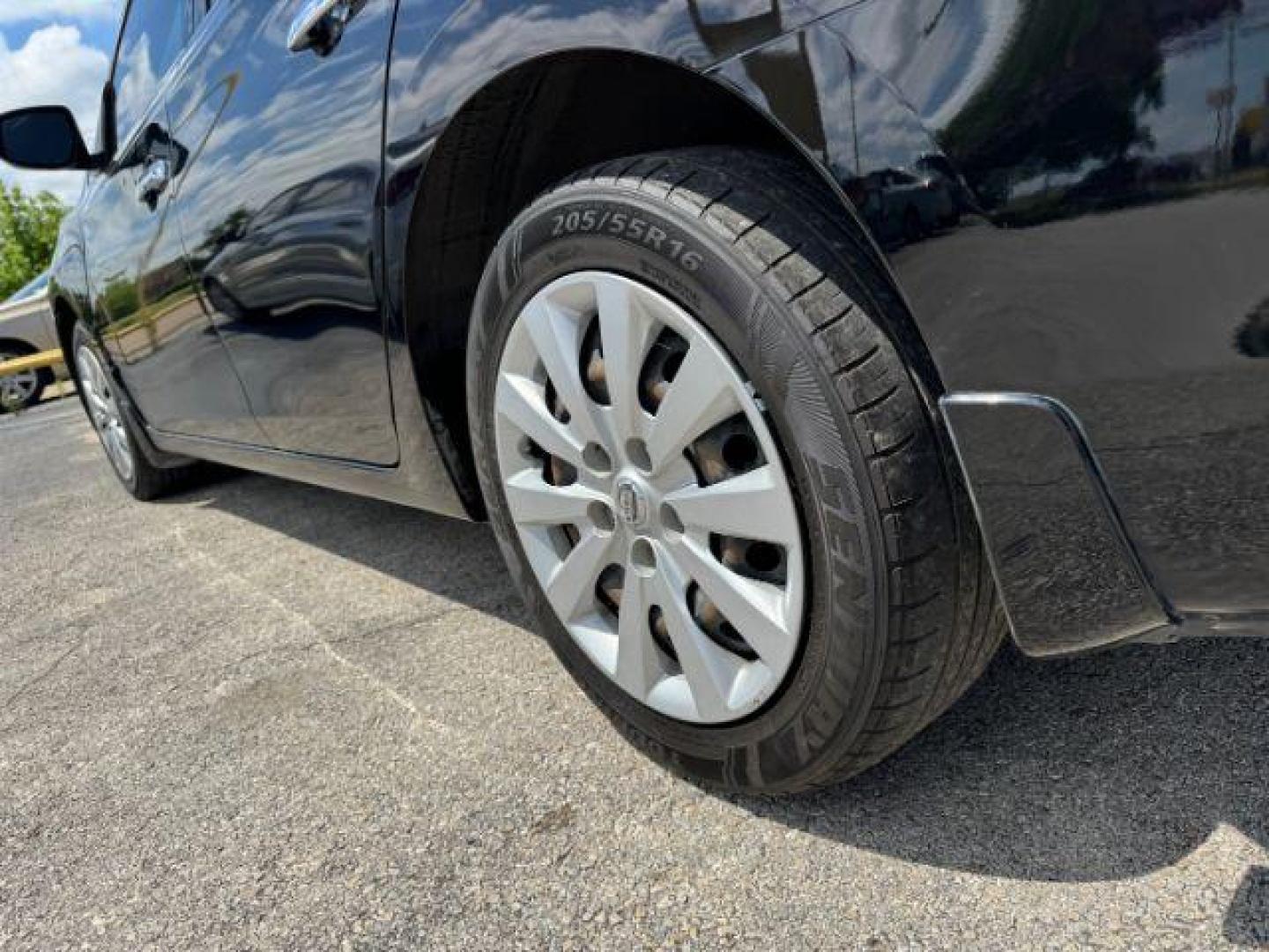 2019 BLACK Nissan Sentra SL (3N1AB7AP1KY) with an 1.8L L4 SFI DOHC 16V engine, Continuously Variable Transmission transmission, located at 2715 W Pioneer Pkwy, Arlington, TX, 76013, (817) 265-9009, 32.710262, -97.153236 - Photo#9