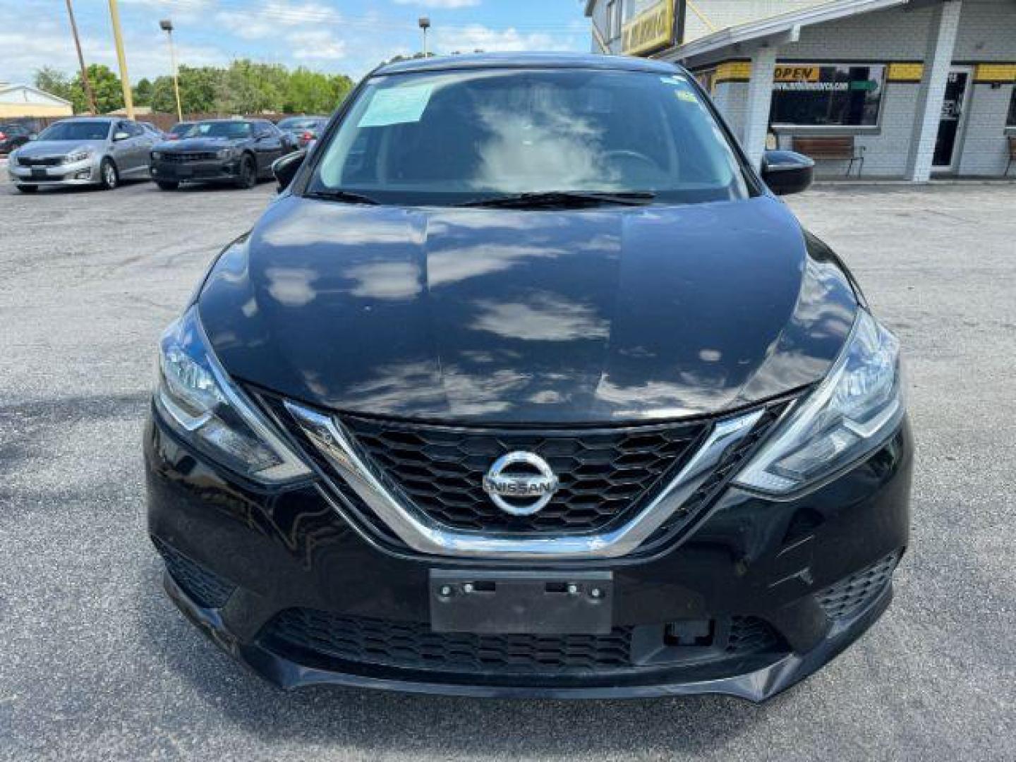 2019 BLACK Nissan Sentra SL (3N1AB7AP1KY) with an 1.8L L4 SFI DOHC 16V engine, Continuously Variable Transmission transmission, located at 2715 W Pioneer Pkwy, Arlington, TX, 76013, (817) 265-9009, 32.710262, -97.153236 - Photo#4