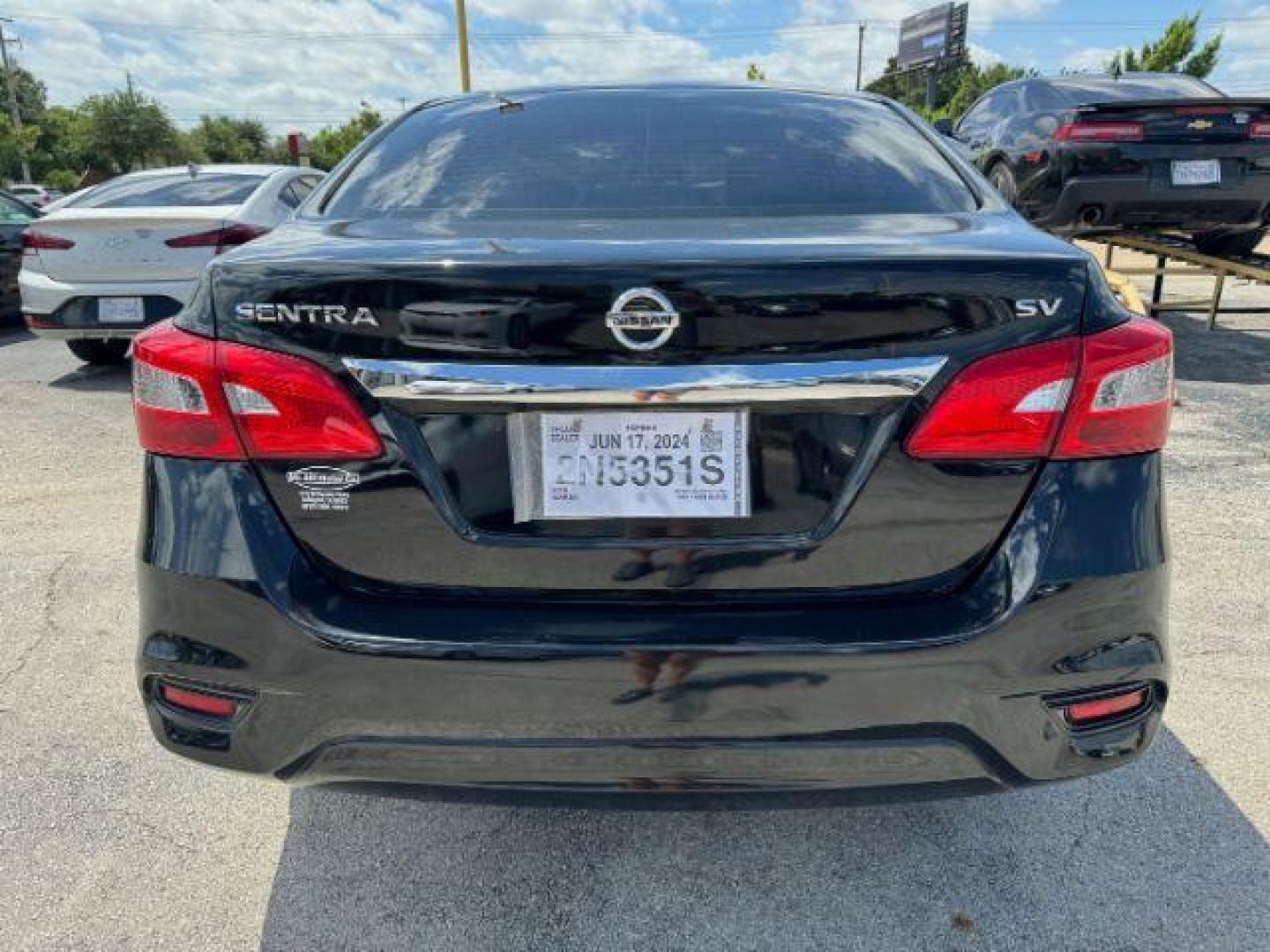 2019 BLACK Nissan Sentra SL (3N1AB7AP1KY) with an 1.8L L4 SFI DOHC 16V engine, Continuously Variable Transmission transmission, located at 2715 W Pioneer Pkwy, Arlington, TX, 76013, (817) 265-9009, 32.710262, -97.153236 - Photo#7