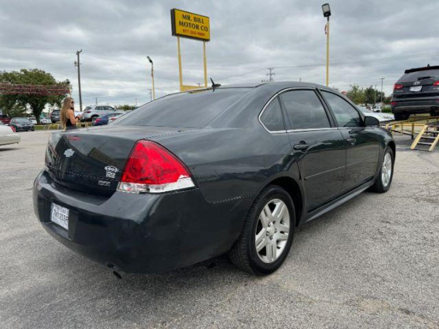 2013 GRAY Chevrolet Impala LS (Fleet) (2G1WF5E31D1) with an 3.6L V6 DOHC 16V FFV engine, 6-Speed Automatic transmission, located at 2715 W Pioneer Pkwy, Arlington, TX, 76013, (817) 265-9009, 32.710262, -97.153236 - Photo#7