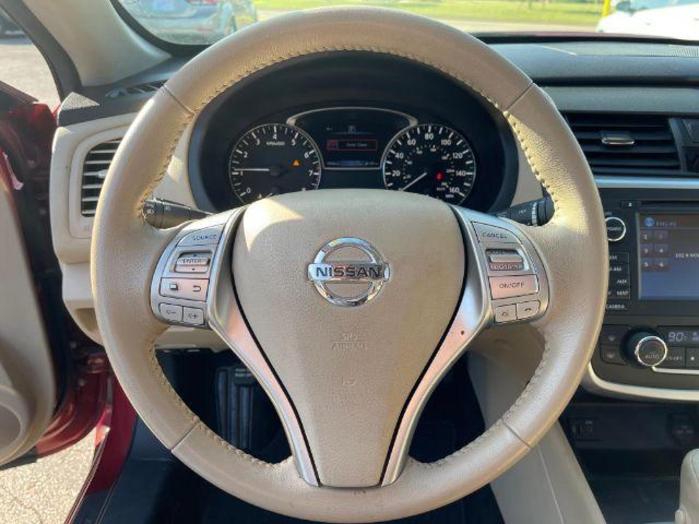 2016 Red Nissan Altima 2.5 SV (1N4AL3AP5GC) with an 2.5L L4 DOHC 16V engine, Continuously Variabl transmission, located at 2715 W Pioneer Pkwy, Arlington, TX, 76013, (817) 265-9009, 32.710262, -97.153236 - Photo#18