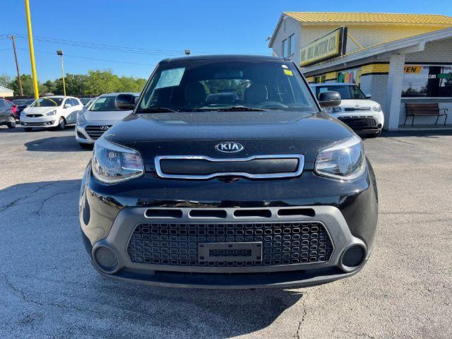 2015 Black Kia Soul Base (KNDJN2A26F7) with an 1.6L L4 DOHC 16V engine, located at 2715 W Pioneer Pkwy, Arlington, TX, 76013, (817) 265-9009, 32.710262, -97.153236 - Photo#3