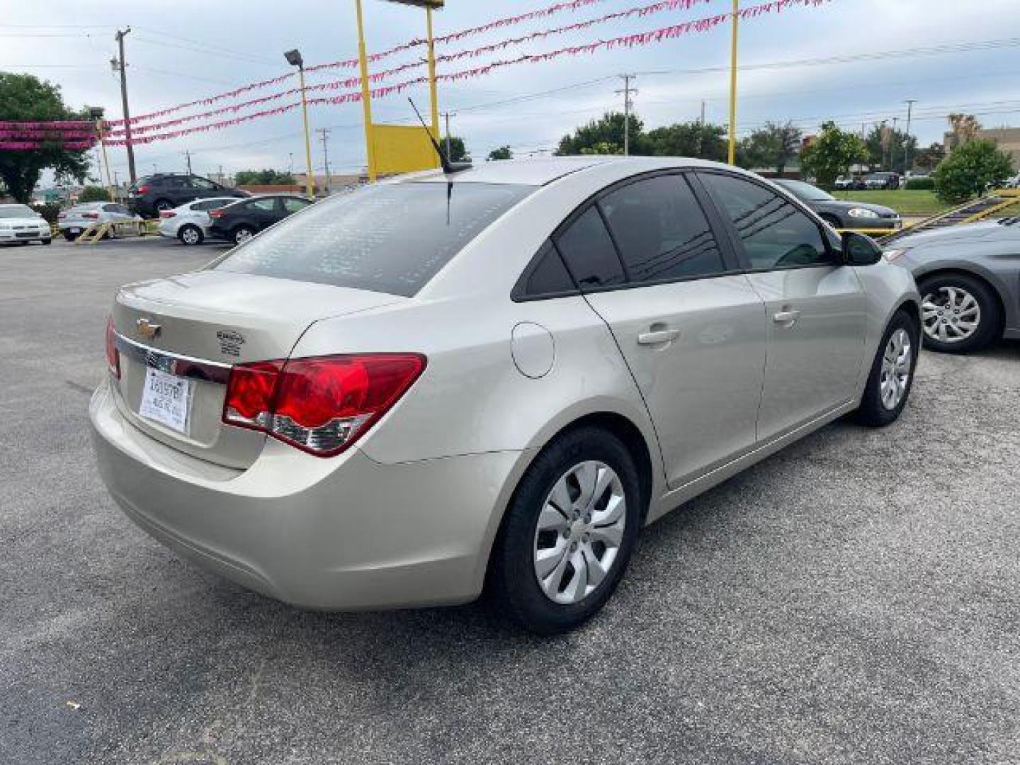 2014 GOLD Chevrolet Cruze LS Auto (1G1PA5SH6E7) with an 1.8L L4 DOHC 16V FFV engine, 6-Speed Automatic transmission, located at 2715 W Pioneer Pkwy, Arlington, TX, 76013, (817) 265-9009, 32.710262, -97.153236 - Photo#6