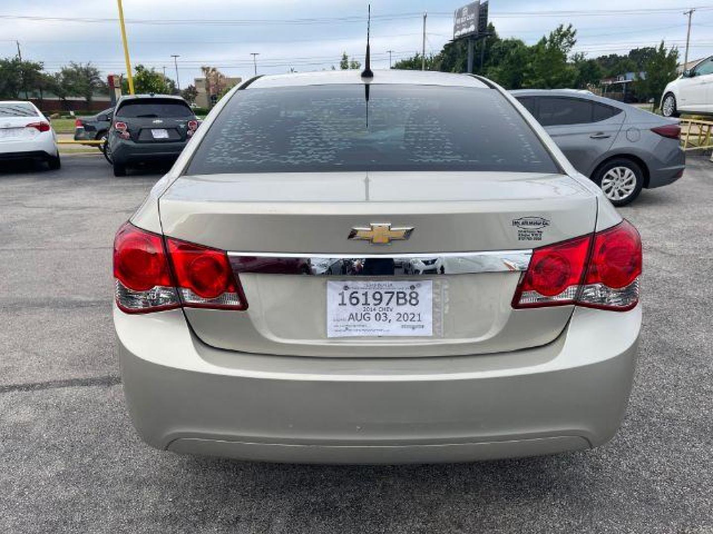 2014 GOLD Chevrolet Cruze LS Auto (1G1PA5SH6E7) with an 1.8L L4 DOHC 16V FFV engine, 6-Speed Automatic transmission, located at 2715 W Pioneer Pkwy, Arlington, TX, 76013, (817) 265-9009, 32.710262, -97.153236 - Photo#7