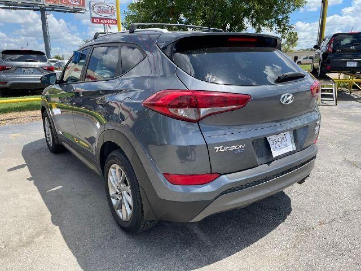 2016 GRAY Hyundai Tucson Eco (KM8J33A28GU) with an 1.6L L4 DOHC 16V engine, 7-Speed Automatic transmission, located at 2715 W Pioneer Pkwy, Arlington, TX, 76013, (817) 265-9009, 32.710262, -97.153236 - Photo#8