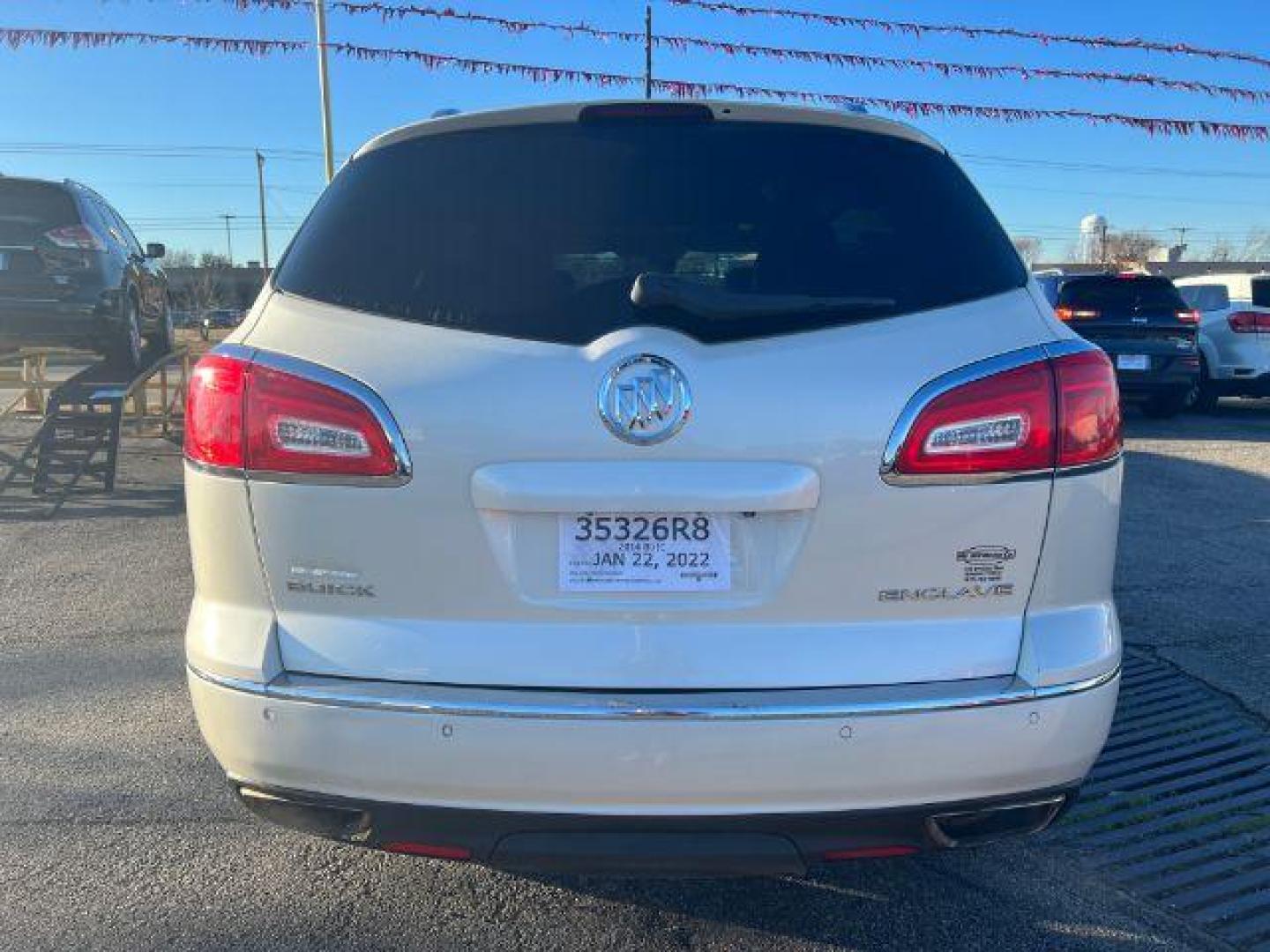 2014 WHITE Buick Enclave Premium FWD (5GAKRCKDXEJ) with an 3.6L V6 DOHC 24V engine, 6-Speed Automatic Ov transmission, located at 2715 W Pioneer Pkwy, Arlington, TX, 76013, (817) 265-9009, 32.710262, -97.153236 - Photo#6