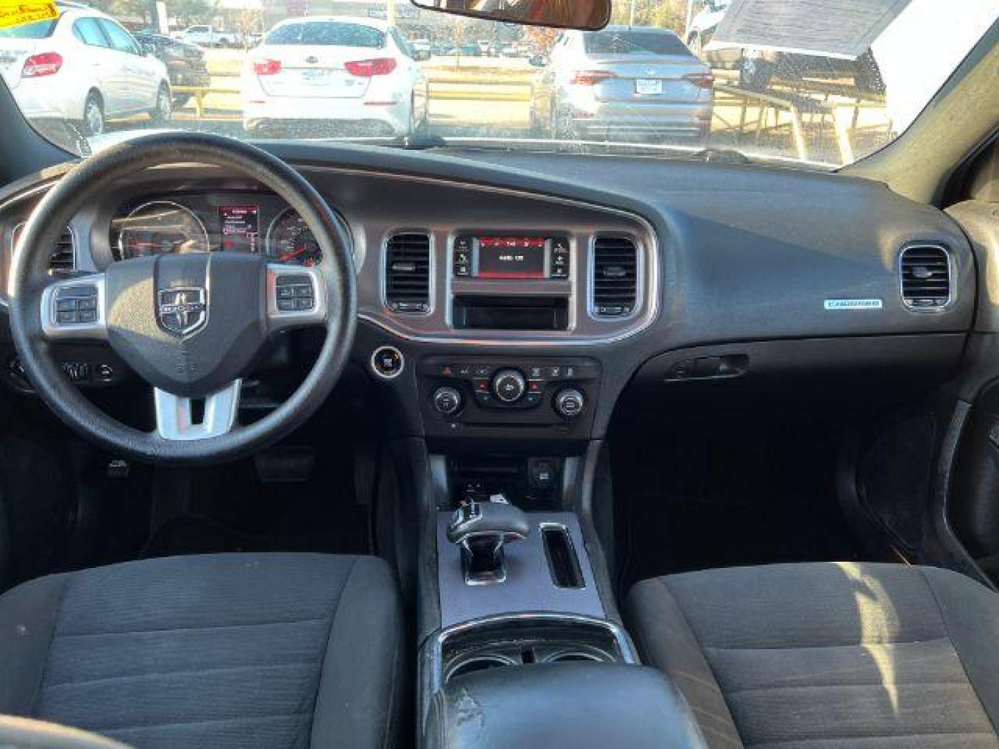 2014 WHITE Dodge Charger SE (2C3CDXBGXEH) with an 3.6L V6 DOHC 24V engine, 5-Speed Automatic transmission, located at 2715 W Pioneer Pkwy, Arlington, TX, 76013, (817) 265-9009, 32.710262, -97.153236 - Photo#12