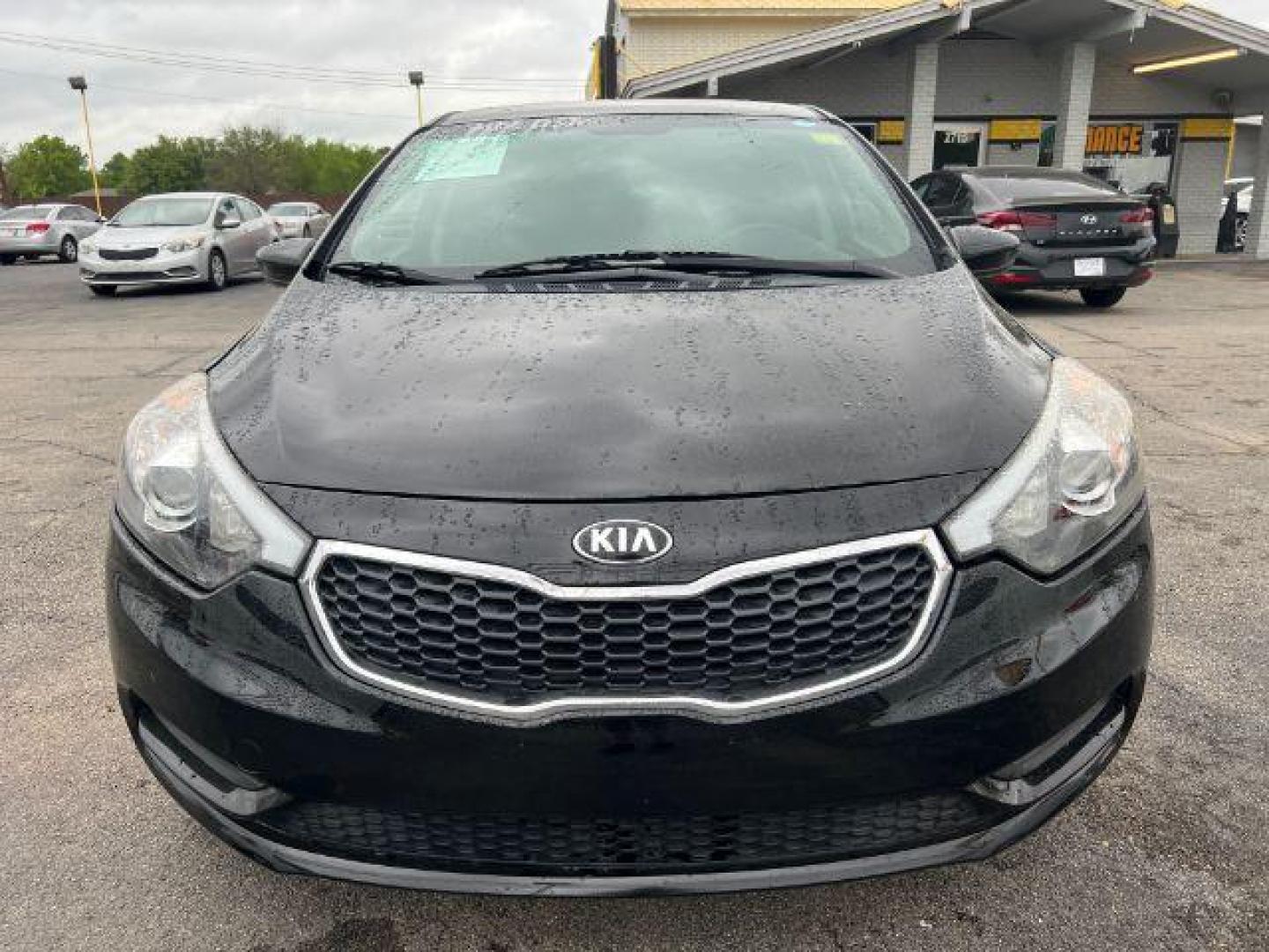 2016 BLACK Kia Forte LX w/Popular Package (KNAFK4A67G5) with an 1.8L L4 DOHC 16V engine, located at 2715 W Pioneer Pkwy, Arlington, TX, 76013, (817) 265-9009, 32.710262, -97.153236 - Photo#3