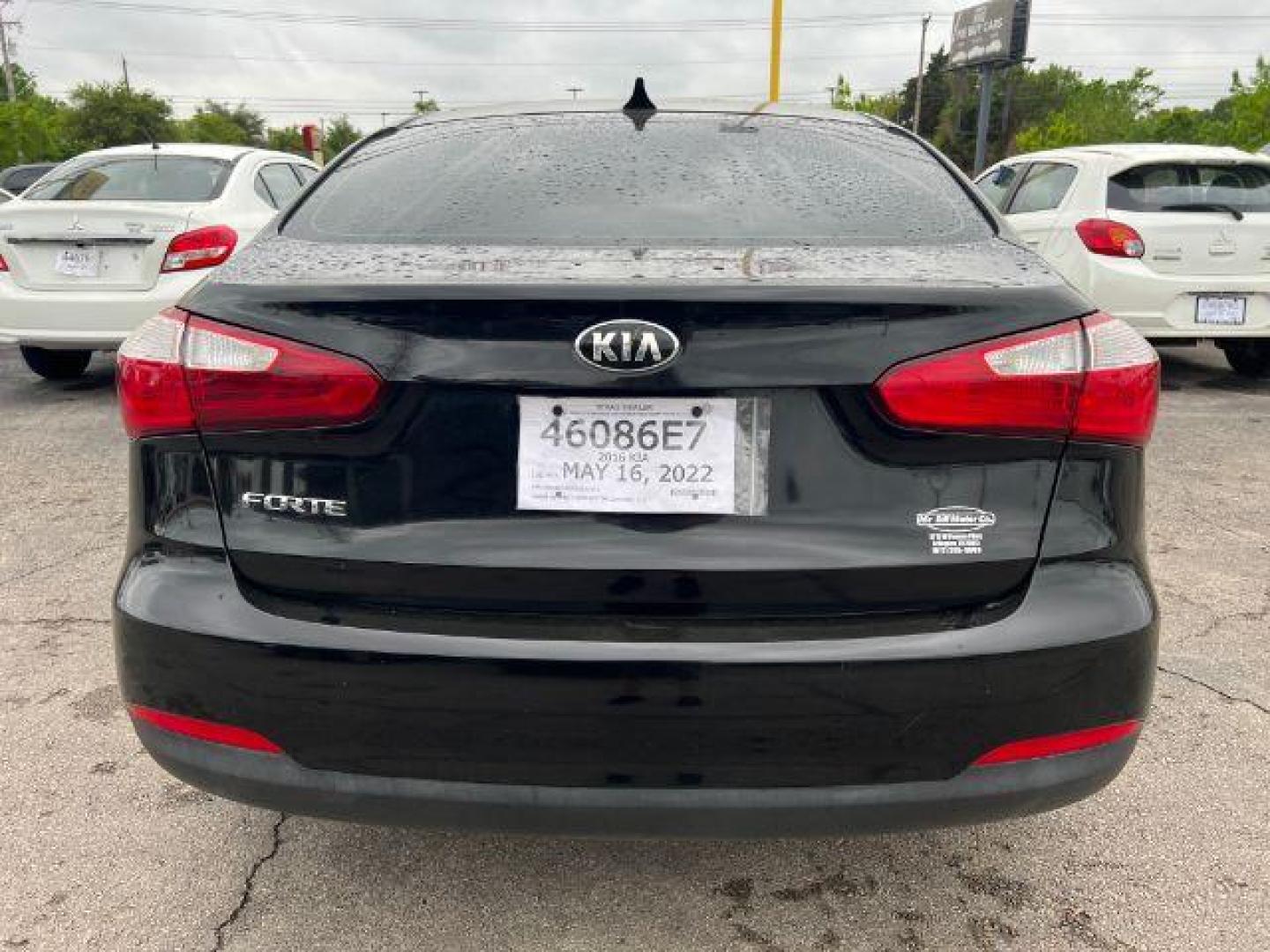 2016 BLACK Kia Forte LX w/Popular Package (KNAFK4A67G5) with an 1.8L L4 DOHC 16V engine, located at 2715 W Pioneer Pkwy, Arlington, TX, 76013, (817) 265-9009, 32.710262, -97.153236 - Photo#6