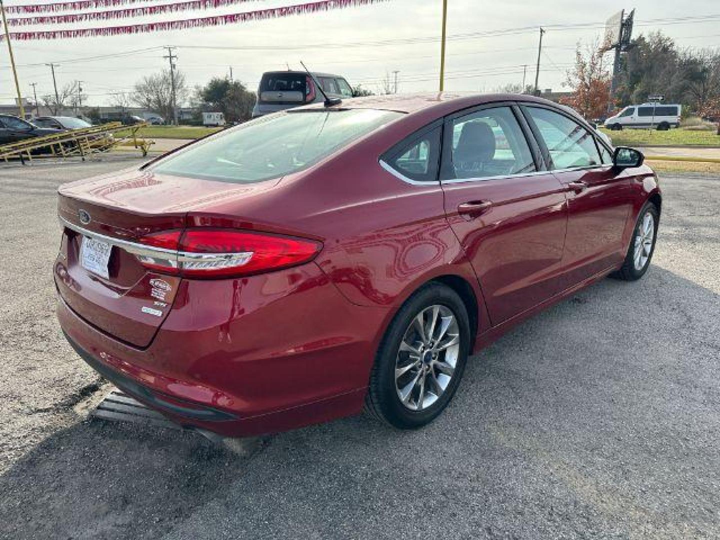 2017 RED Ford FUS SE (3FA6P0HD0HR) with an 1.5L L4 DOHC 16V engine, 6-Speed Automatic transmission, located at 2715 W Pioneer Pkwy, Arlington, TX, 76013, (817) 265-9009, 32.710262, -97.153236 - Photo#6