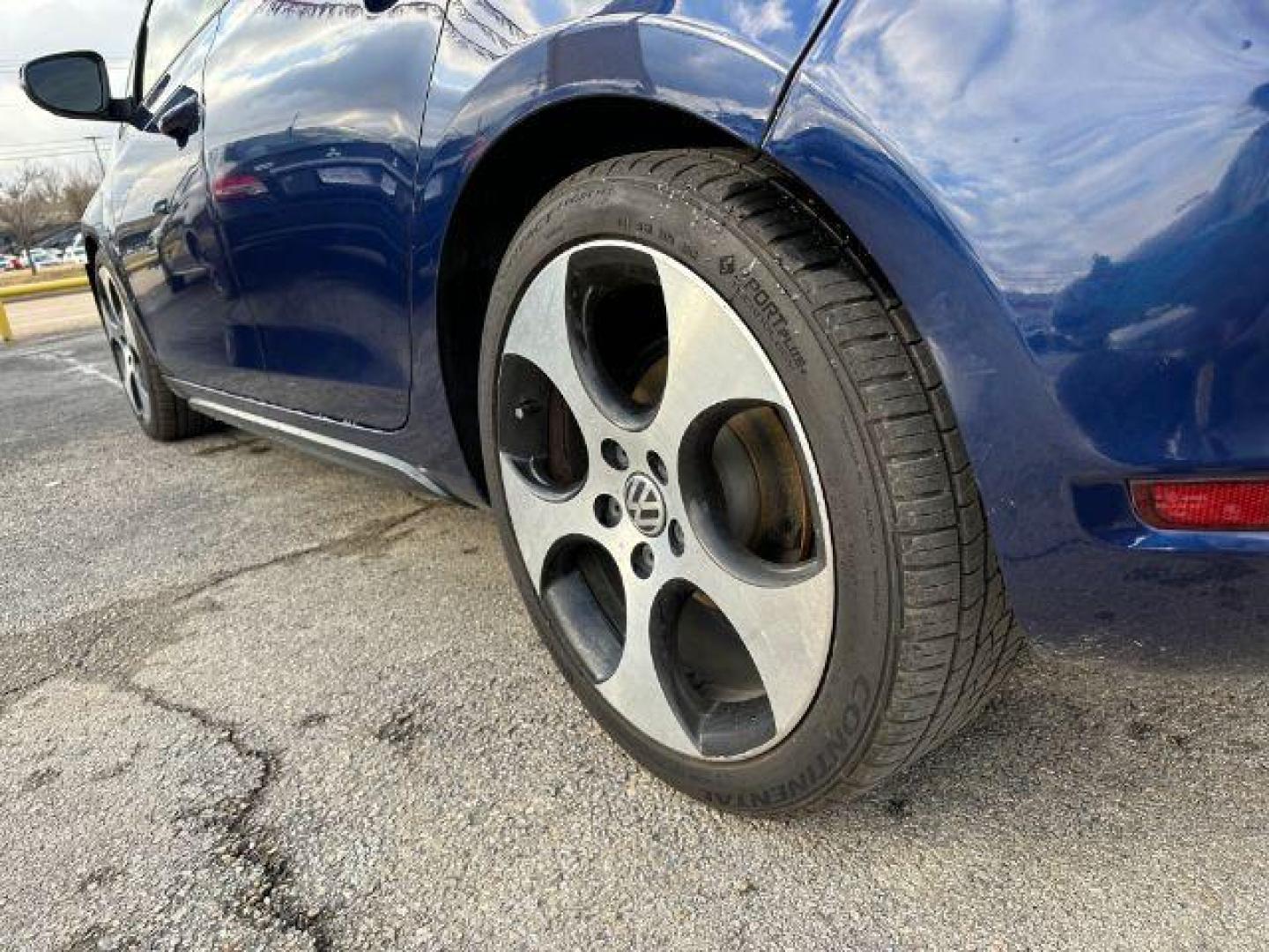 2012 BLUE Volkswagen GTI 4-door (WVWHV7AJ3CW) with an 2.0L L4 DOHC 16V TUR engine, located at 2715 W Pioneer Pkwy, Arlington, TX, 76013, (817) 265-9009, 32.710262, -97.153236 - Photo#8