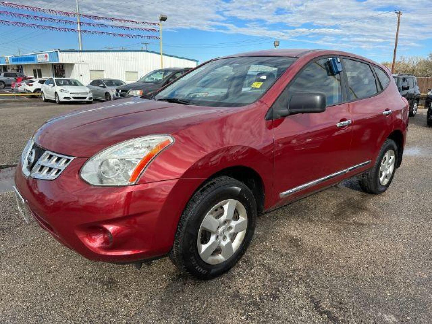 2011 Cayenne Red Pearl Nissan Rogue S 2WD (JN8AS5MT4BW) with an 2.5L L4 DOHC 16V engine, Continuously Variabl transmission, located at 2715 W Pioneer Pkwy, Arlington, TX, 76013, (817) 265-9009, 32.710262, -97.153236 - Photo#2