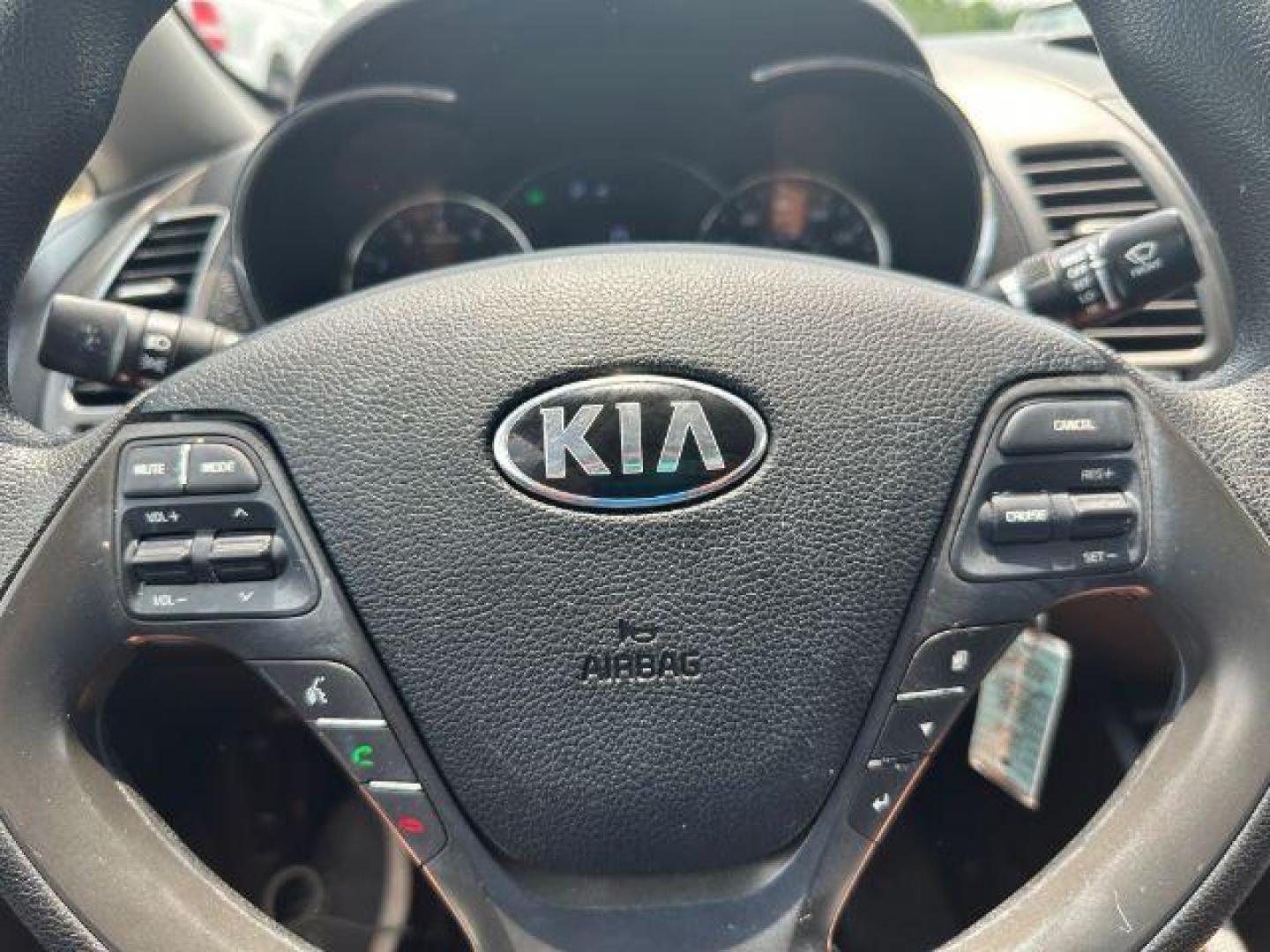 2018 RED Kia Forte LX 6M (3KPFL4A73JE) with an 2.0L L4 DOHC 16V engine, 6-Speed Manual transmission, located at 2715 W Pioneer Pkwy, Arlington, TX, 76013, (817) 265-9009, 32.710262, -97.153236 - Photo#35