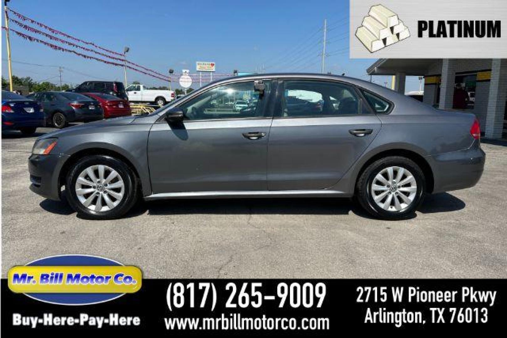 2012 GRAY Volkswagen Passat 2.5L S (1VWAH7A32CC) with an 2.5L L5 DOHC 2OV engine, 5-Speed Manual transmission, located at 2715 W Pioneer Pkwy, Arlington, TX, 76013, (817) 265-9009, 32.710262, -97.153236 - Photo#0