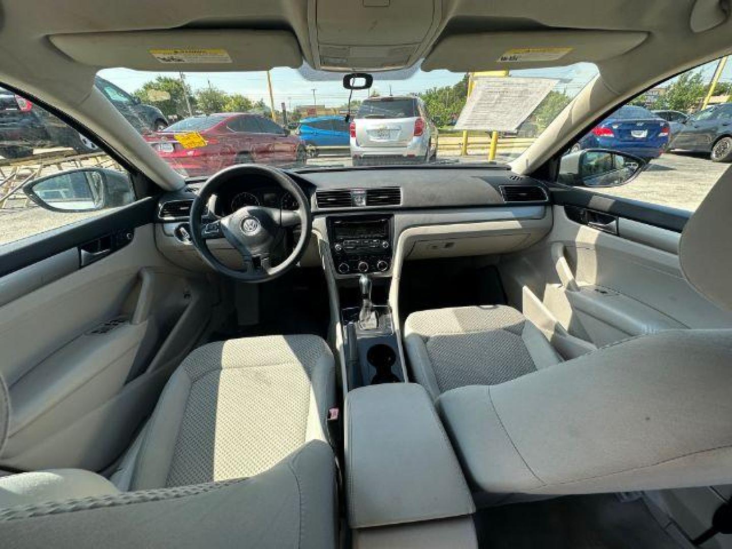 2012 GRAY Volkswagen Passat 2.5L S (1VWAH7A32CC) with an 2.5L L5 DOHC 2OV engine, 5-Speed Manual transmission, located at 2715 W Pioneer Pkwy, Arlington, TX, 76013, (817) 265-9009, 32.710262, -97.153236 - Photo#13