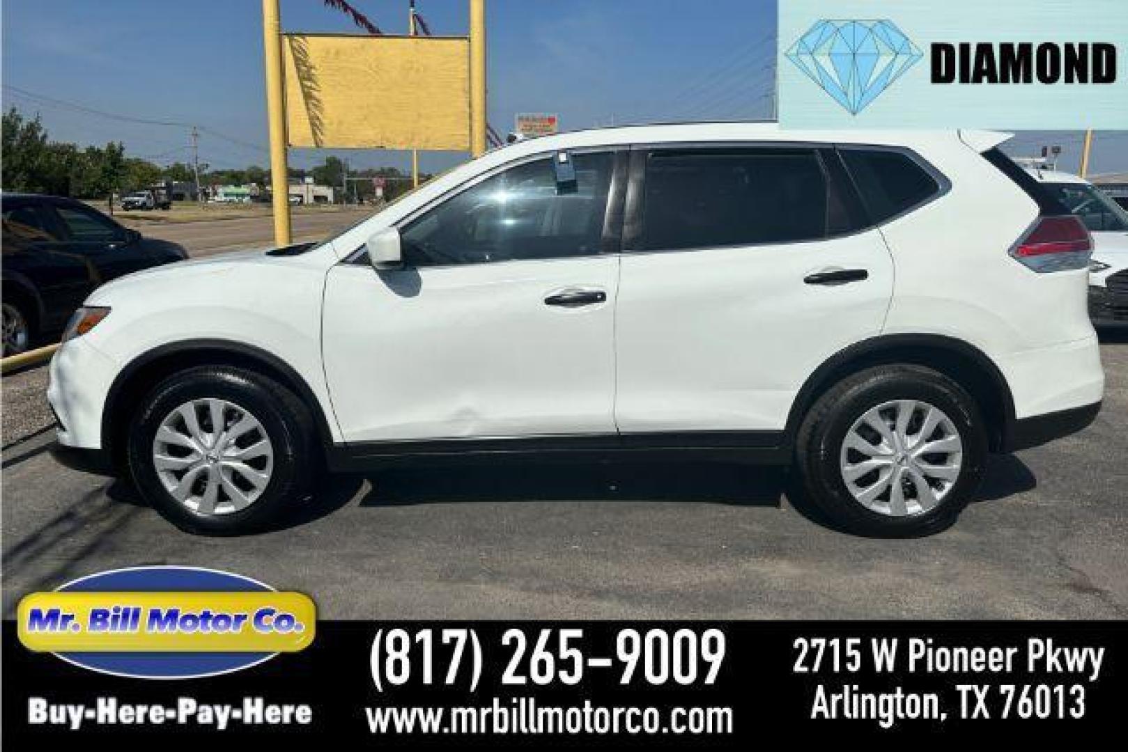 2016 WHITE Nissan Rogue S 2WD (KNMAT2MT3GP) with an 2.5L L4 DOHC 16V engine, Continuously Variabl transmission, located at 2715 W Pioneer Pkwy, Arlington, TX, 76013, (817) 265-9009, 32.710262, -97.153236 - Photo#0