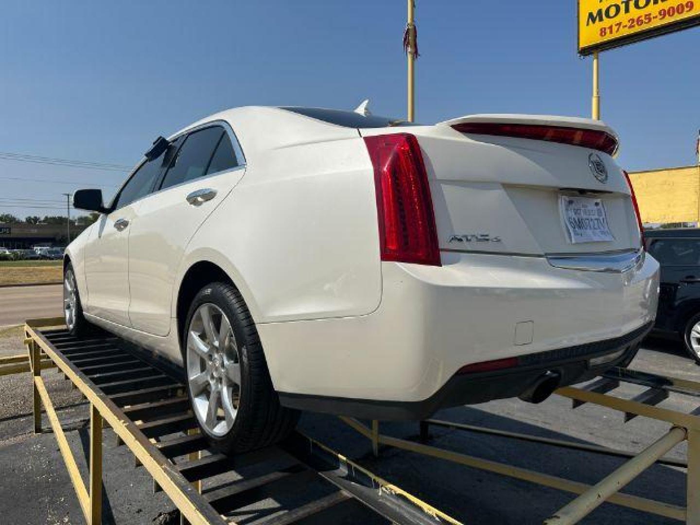 2014 WHITE Cadillac ATS 2.0L Base AWD (1G6AG5RX6E0) with an 2.0L L4 DOHC 16V TUR engine, 6-Speed Automatic transmission, located at 2715 W Pioneer Pkwy, Arlington, TX, 76013, (817) 265-9009, 32.710262, -97.153236 - Photo#8