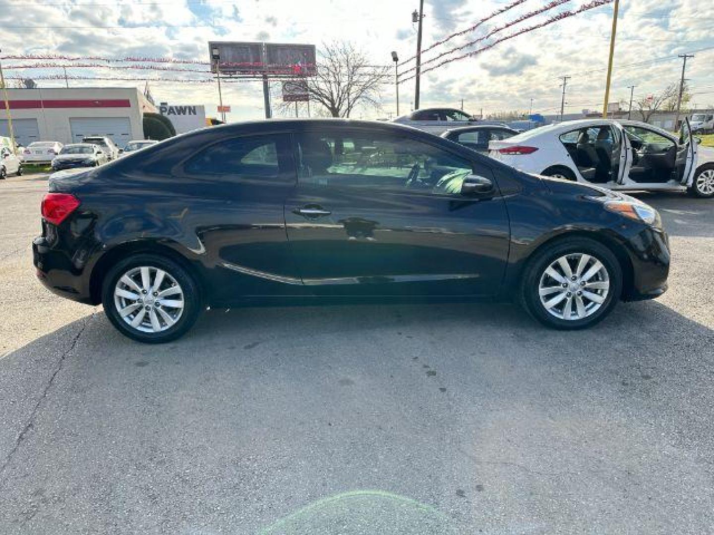 2015 BLACK Kia Forte Koup EX (KNAFX6A8XF5) with an 2.0L L4 DOHC 16V engine, 6-Speed Automatic transmission, located at 2715 W Pioneer Pkwy, Arlington, TX, 76013, (817) 265-9009, 32.710262, -97.153236 - Photo#5