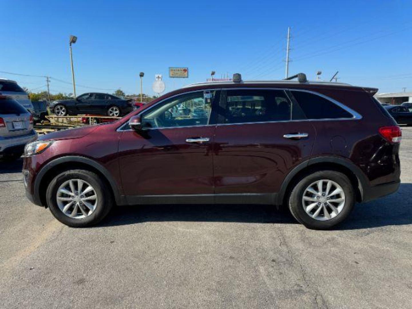 2016 PURPLE Kia Sorento LX 2WD (5XYPG4A34GG) with an 2.4L L4 DOHC 16V engine, 6-Speed Automatic transmission, located at 2715 W Pioneer Pkwy, Arlington, TX, 76013, (817) 265-9009, 32.710262, -97.153236 - Photo#2