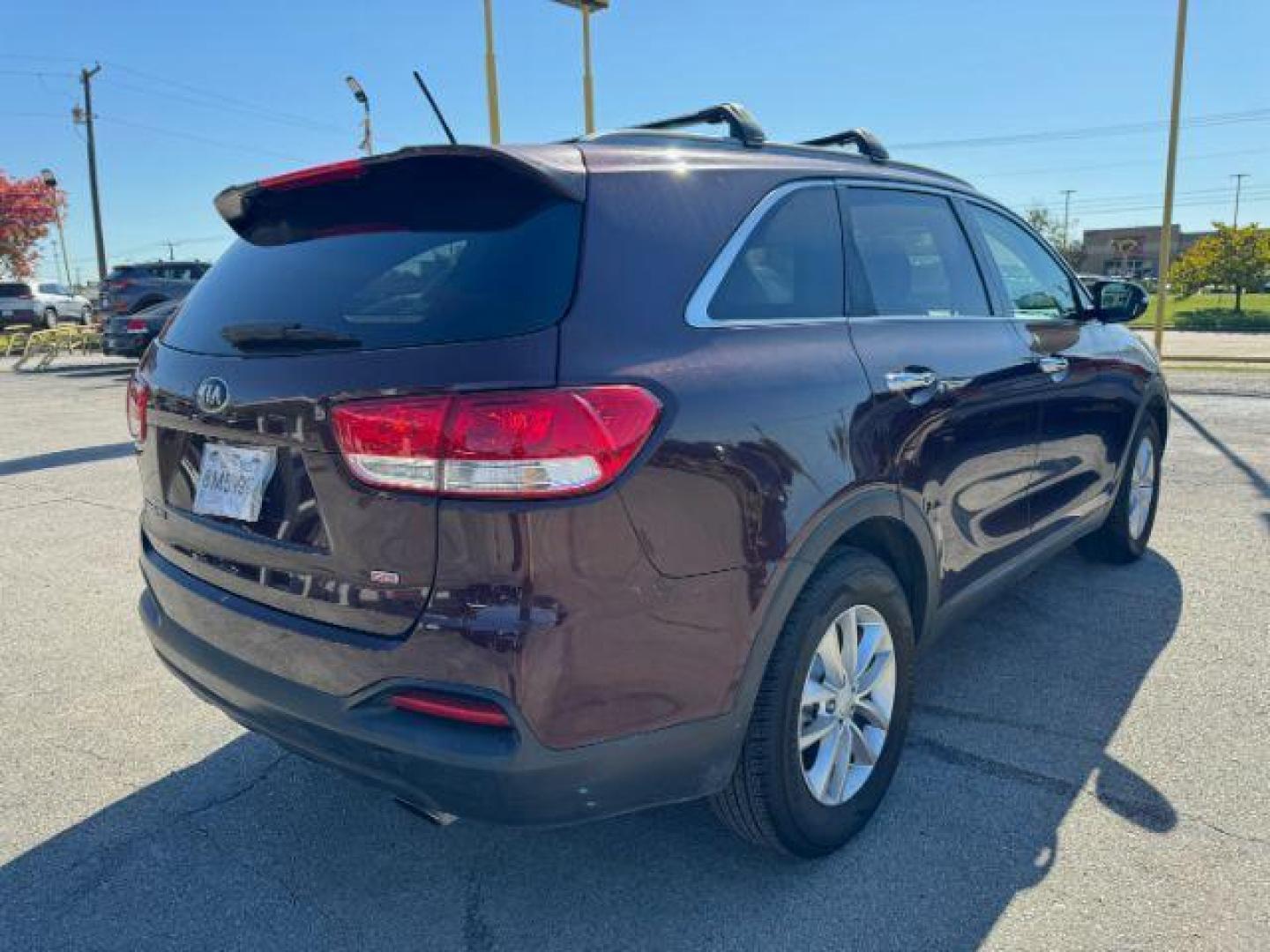 2016 PURPLE Kia Sorento LX 2WD (5XYPG4A34GG) with an 2.4L L4 DOHC 16V engine, 6-Speed Automatic transmission, located at 2715 W Pioneer Pkwy, Arlington, TX, 76013, (817) 265-9009, 32.710262, -97.153236 - Photo#7