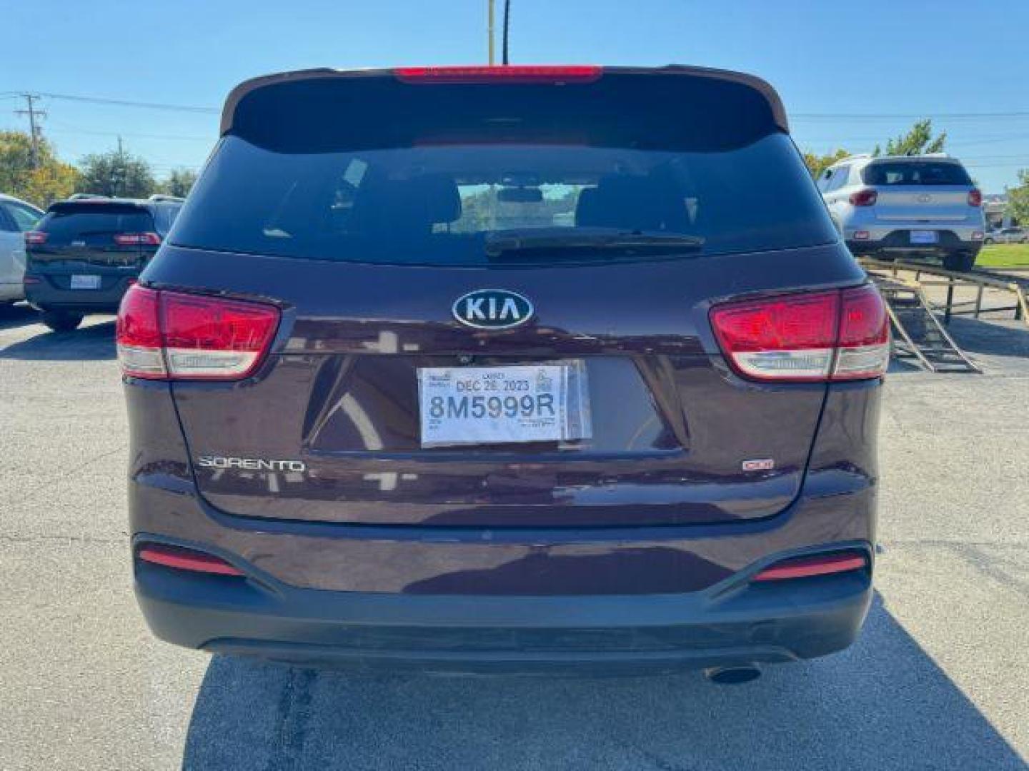 2016 PURPLE Kia Sorento LX 2WD (5XYPG4A34GG) with an 2.4L L4 DOHC 16V engine, 6-Speed Automatic transmission, located at 2715 W Pioneer Pkwy, Arlington, TX, 76013, (817) 265-9009, 32.710262, -97.153236 - Photo#8