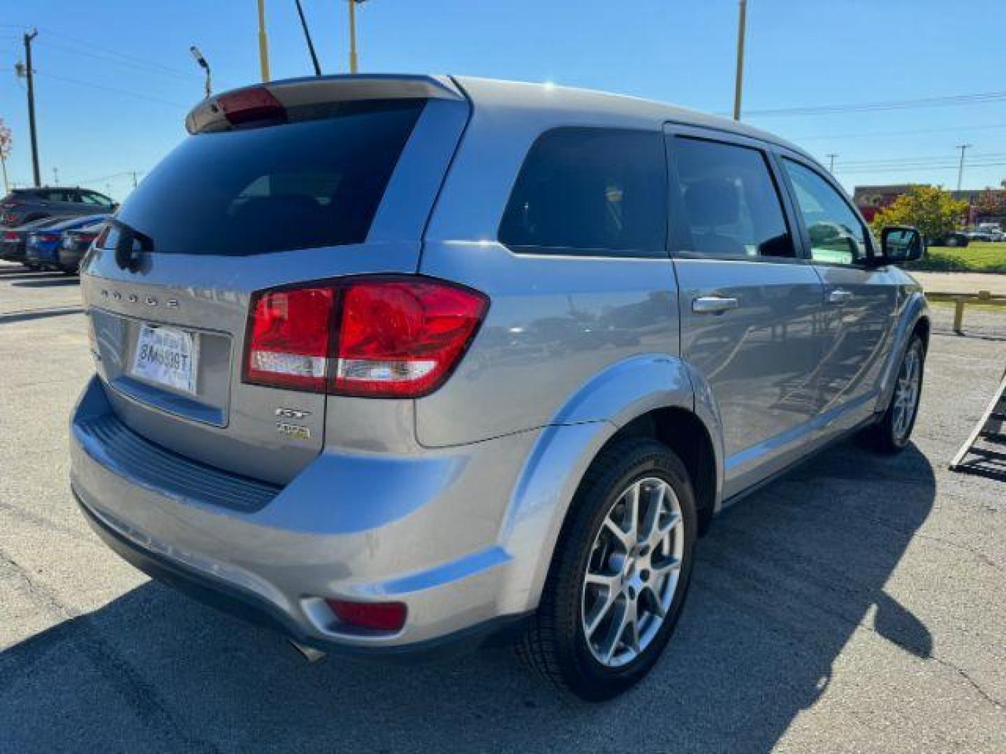 2018 SILVER Dodge Journey GT (3C4PDCEGXJT) with an 3.6L V6 DOHC 24V engine, 6-Speed Automatic transmission, located at 2715 W Pioneer Pkwy, Arlington, TX, 76013, (817) 265-9009, 32.710262, -97.153236 - Photo#6