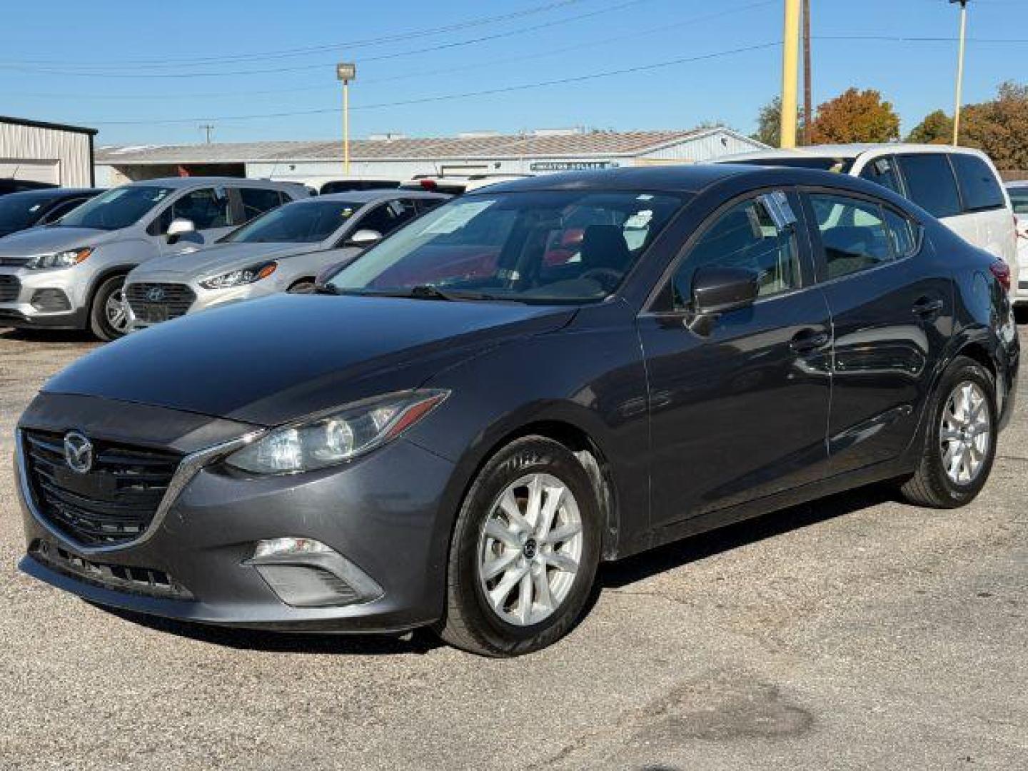 2014 GRAY Mazda MAZDA3 i Touring AT 4-Door (3MZBM1V74EM) with an 2.0L L4 DOHC 16V engine, 6-Speed Automatic transmission, located at 2715 W Pioneer Pkwy, Arlington, TX, 76013, (817) 265-9009, 32.710262, -97.153236 - Photo#3