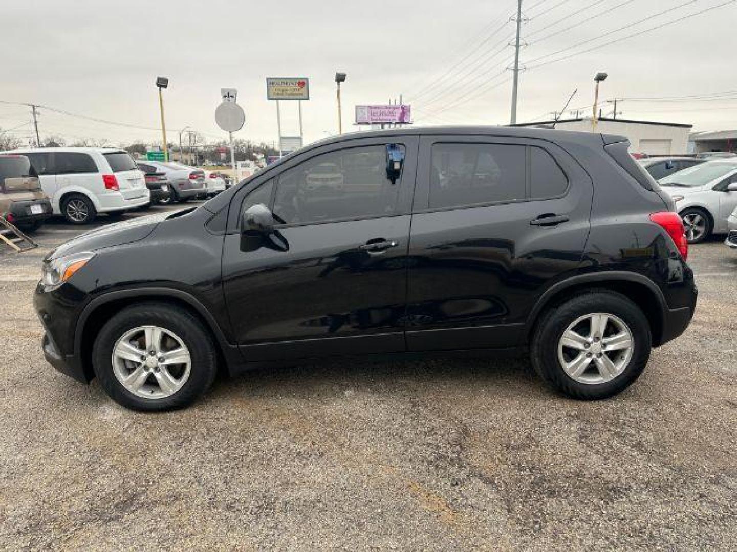 2020 BLACK Chevrolet Trax LS FWD (KL7CJKSB0LB) with an 1.4L L4 DOHC 16V engine, 6-Speed Automatic transmission, located at 2715 W Pioneer Pkwy, Arlington, TX, 76013, (817) 265-9009, 32.710262, -97.153236 - Photo#2