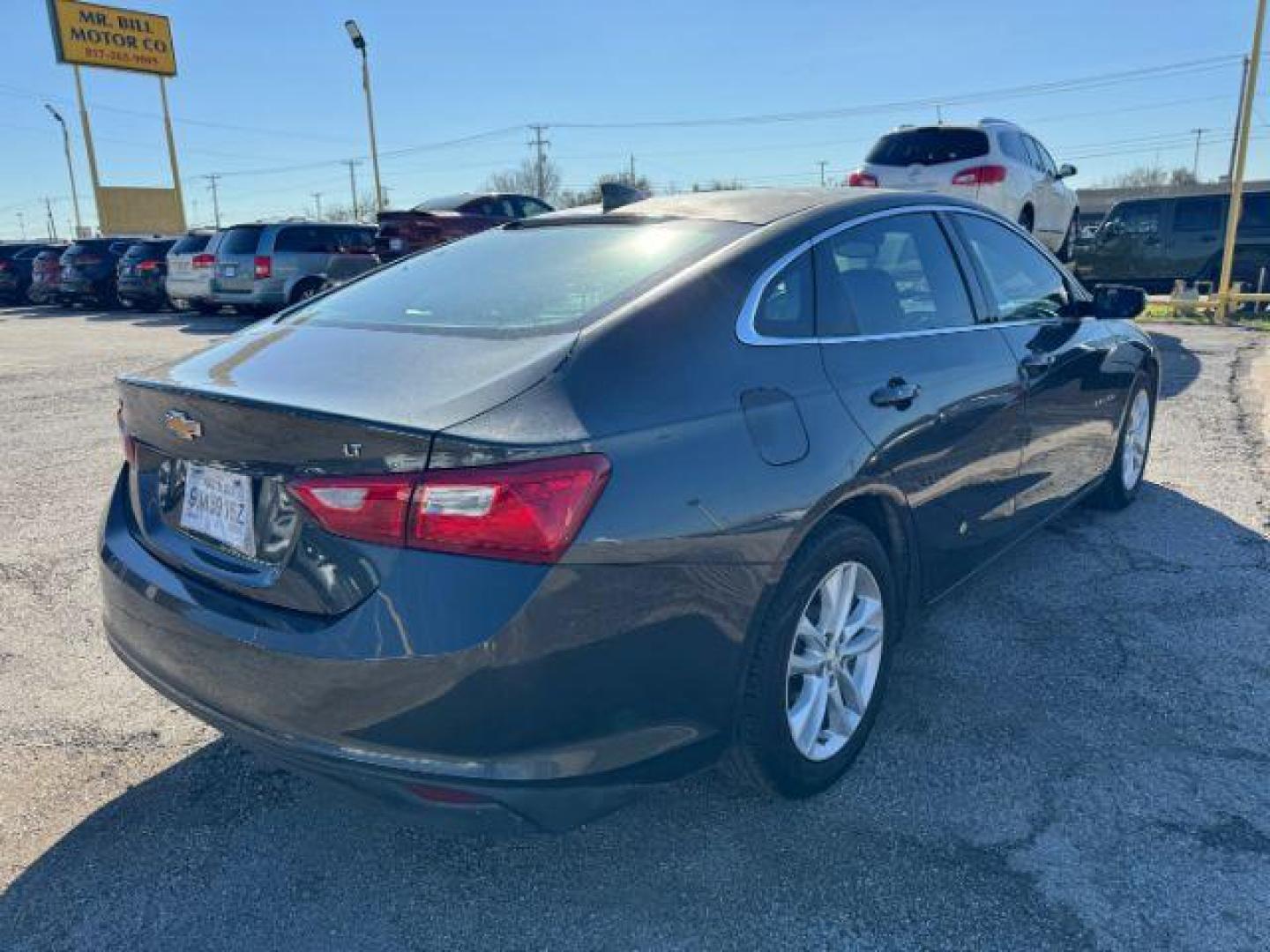 2017 GRAY Chevrolet Malibu 1LT (1G1ZE5ST3HF) with an 1.5L L4 DOHC 16V engine, 6-Speed Automatic transmission, located at 2715 W Pioneer Pkwy, Arlington, TX, 76013, (817) 265-9009, 32.710262, -97.153236 - Photo#7