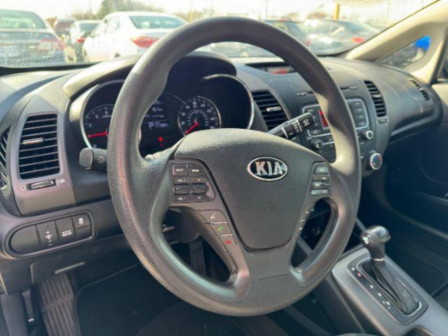 2014 GRAY Kia Forte EX (KNAFX4A65E5) with an 1.8L L4 DOHC 16V engine, 6-Speed Automatic transmission, located at 2715 W Pioneer Pkwy, Arlington, TX, 76013, (817) 265-9009, 32.710262, -97.153236 - Photo#17