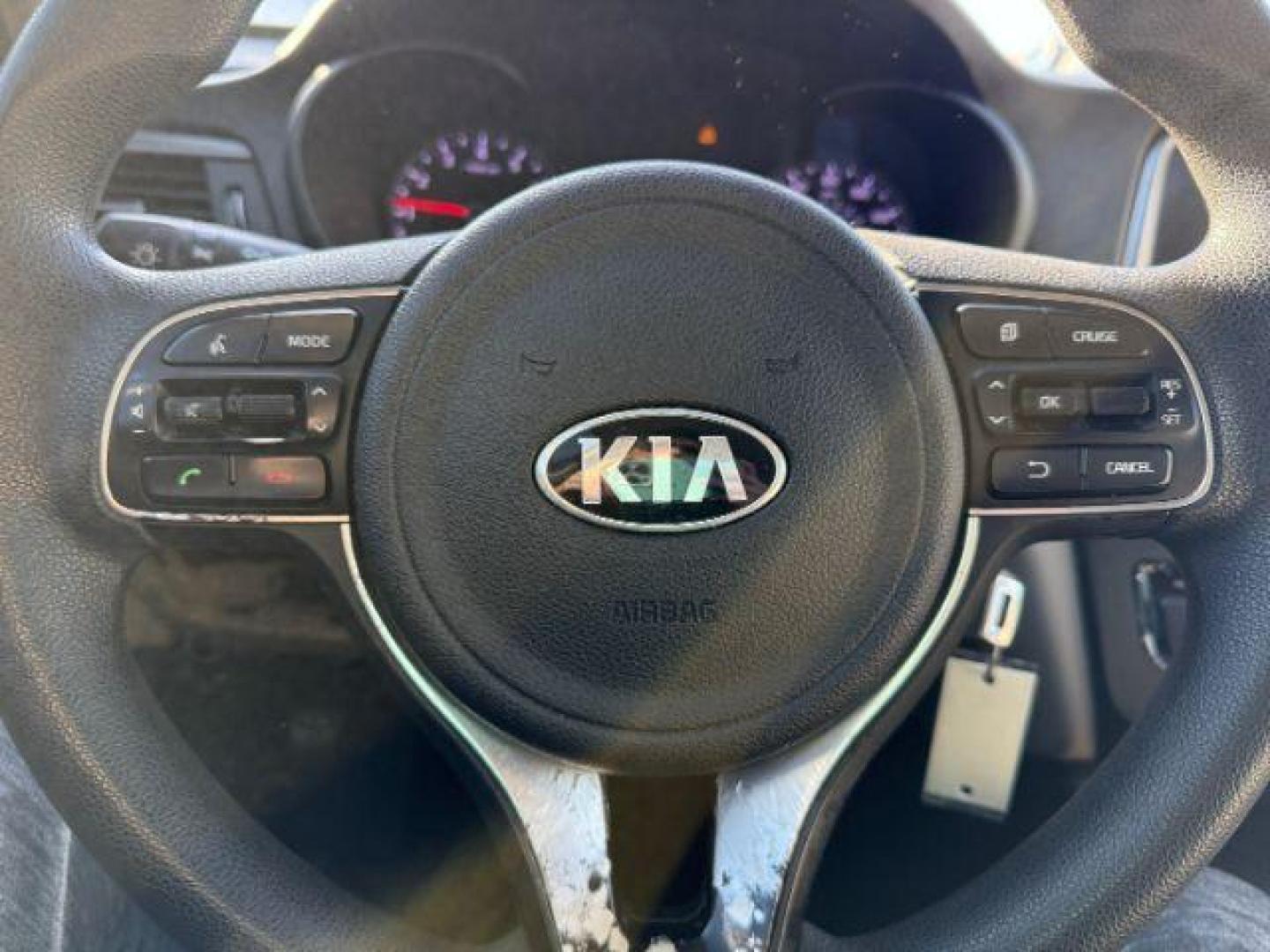 2016 GRAY Kia Optima LX (KNAGT4L35G5) with an 2.4L L4 DOHC 16V engine, 6-Speed Automatic transmission, located at 2715 W Pioneer Pkwy, Arlington, TX, 76013, (817) 265-9009, 32.710262, -97.153236 - Photo#18