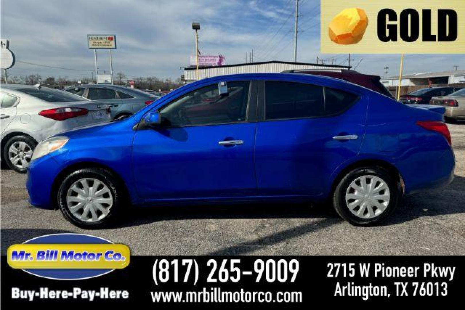 2013 BLUE Nissan Versa 1.6 SL Sedan (3N1CN7AP5DL) with an 1.6L L4 DOHC 16V engine, Continuously Variable Transmission transmission, located at 2715 W Pioneer Pkwy, Arlington, TX, 76013, (817) 265-9009, 32.710262, -97.153236 - Photo#0