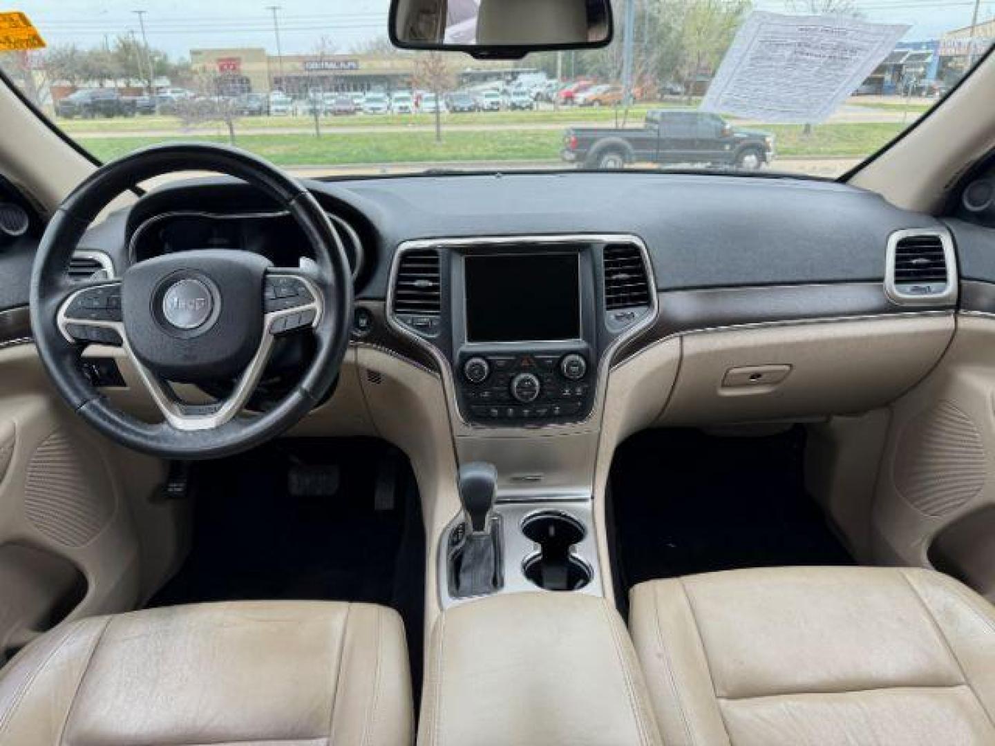 2016 WHITE Jeep Grand Cherokee Limited 2WD (1C4RJEBG1GC) with an 3.6L V6 DOHC 24V engine, 8-Speed Automatic transmission, located at 2715 W Pioneer Pkwy, Arlington, TX, 76013, (817) 265-9009, 32.710262, -97.153236 - Photo#11