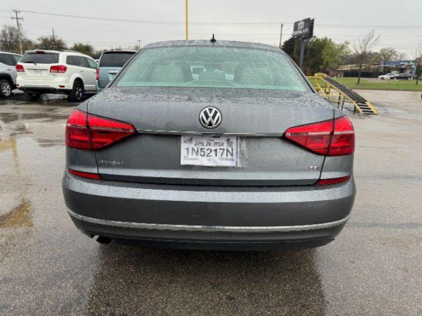 2016 GREY Volkswagen Passat S 6A (1VWAS7A30GC) with an 1.8L L4 TURBO DIESEL engine, 6-Speed Automatic transmission, located at 2715 W Pioneer Pkwy, Arlington, TX, 76013, (817) 265-9009, 32.710262, -97.153236 - Photo#8