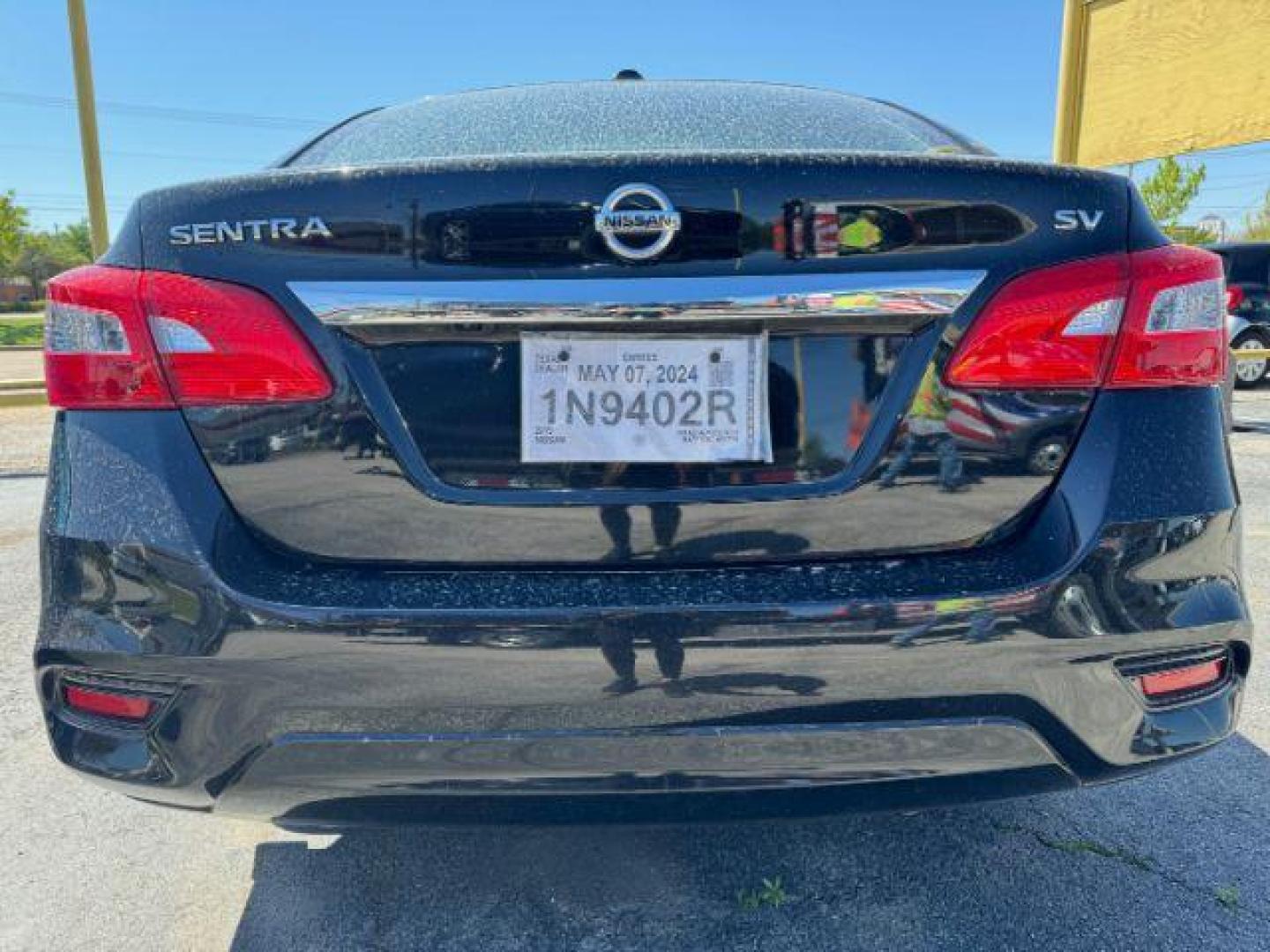 2019 BLACK Nissan Sentra SV (3N1AB7AP1KY) with an 1.8L L4 SFI DOHC 16V engine, Continuously Variable Transmission transmission, located at 2715 W Pioneer Pkwy, Arlington, TX, 76013, (817) 265-9009, 32.710262, -97.153236 - Photo#7