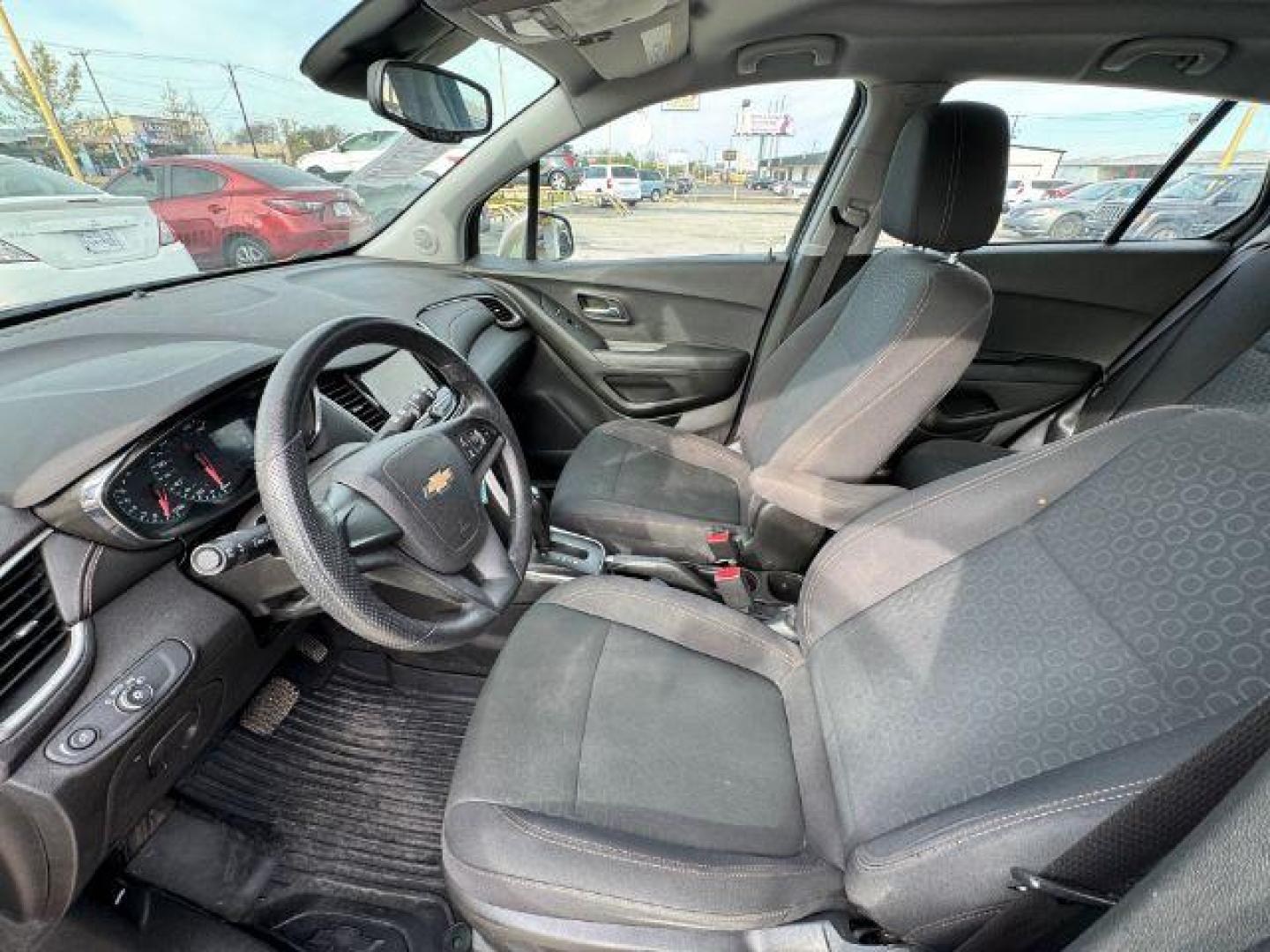 2019 BROWN Chevrolet Trax LS FWD (3GNCJKSB1KL) with an 1.4L L4 DOHC 16V engine, 6-Speed Automatic transmission, located at 2715 W Pioneer Pkwy, Arlington, TX, 76013, (817) 265-9009, 32.710262, -97.153236 - Photo#15