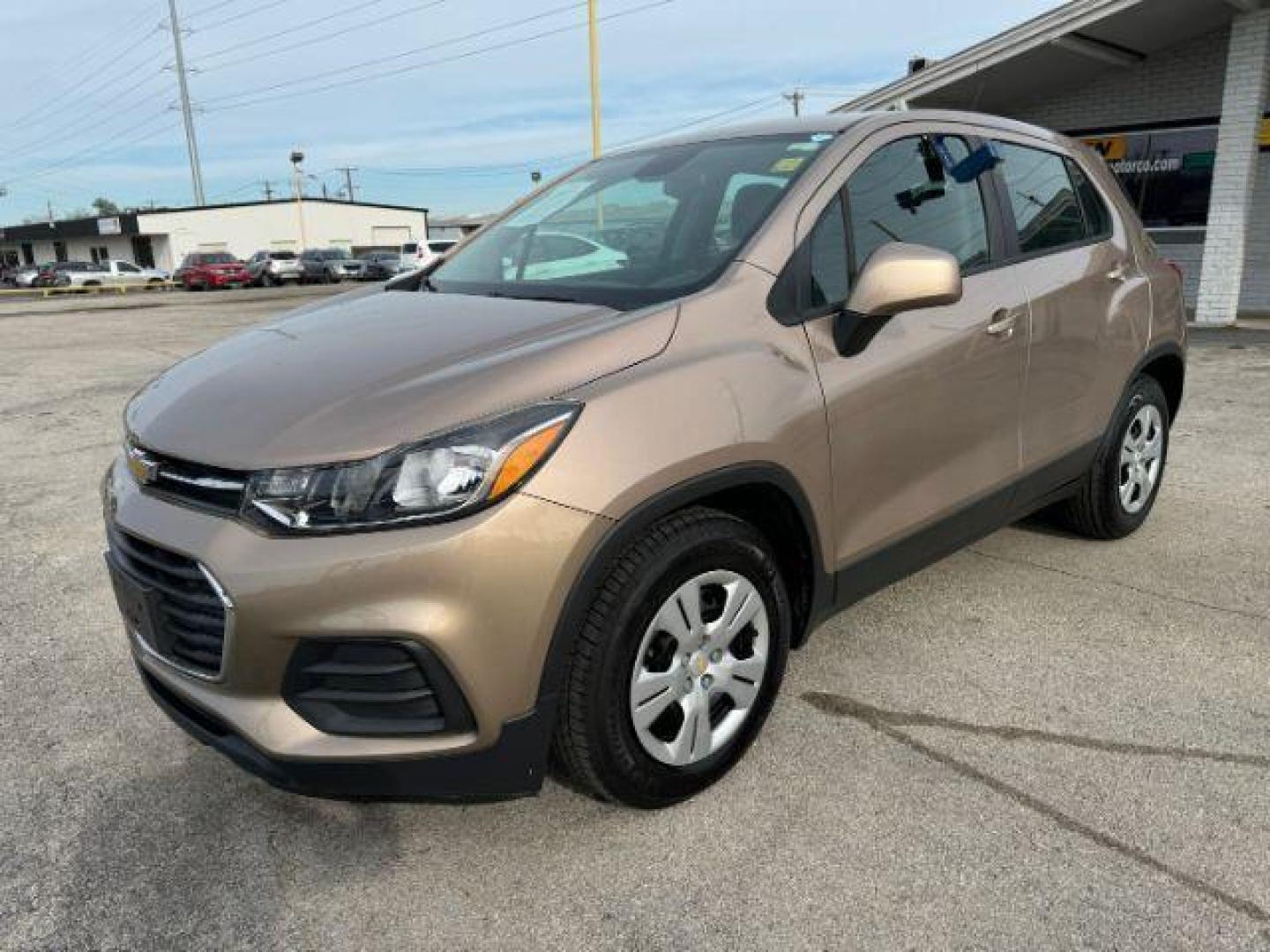 2019 BROWN Chevrolet Trax LS FWD (3GNCJKSB1KL) with an 1.4L L4 DOHC 16V engine, 6-Speed Automatic transmission, located at 2715 W Pioneer Pkwy, Arlington, TX, 76013, (817) 265-9009, 32.710262, -97.153236 - Photo#4