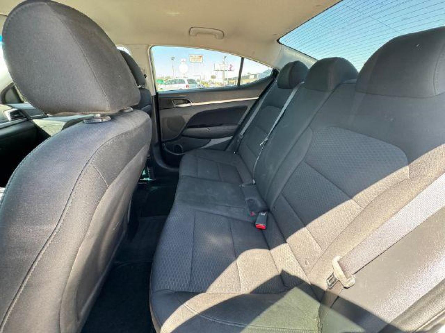 2020 SILVER Hyundai Elantra Limited (5NPD84LF3LH) with an 1.8L L4 DOHC 16V engine, 6-Speed Automatic transmission, located at 2715 W Pioneer Pkwy, Arlington, TX, 76013, (817) 265-9009, 32.710262, -97.153236 - Photo#11