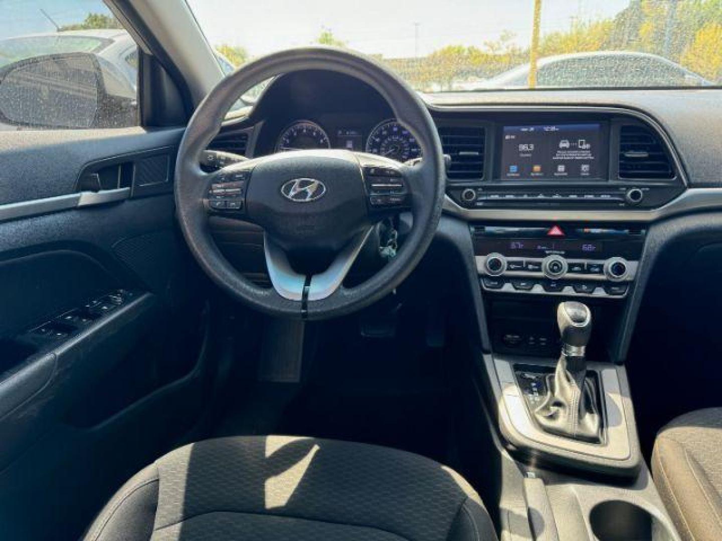 2020 SILVER Hyundai Elantra Limited (5NPD84LF3LH) with an 1.8L L4 DOHC 16V engine, 6-Speed Automatic transmission, located at 2715 W Pioneer Pkwy, Arlington, TX, 76013, (817) 265-9009, 32.710262, -97.153236 - Photo#13