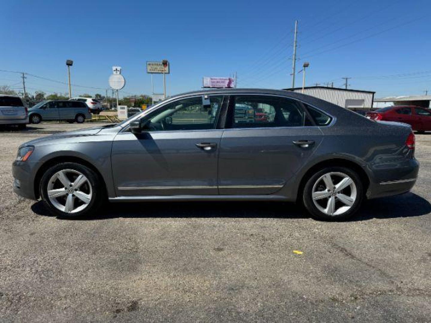 2014 GRAY Volkswagen Passat 1.8T SEL Premium AT PZEV (1VWCT7A36EC) with an 1.8L L4 TURBO DIESEL engine, 6-Speed Automatic transmission, located at 2715 W Pioneer Pkwy, Arlington, TX, 76013, (817) 265-9009, 32.710262, -97.153236 - Photo#2