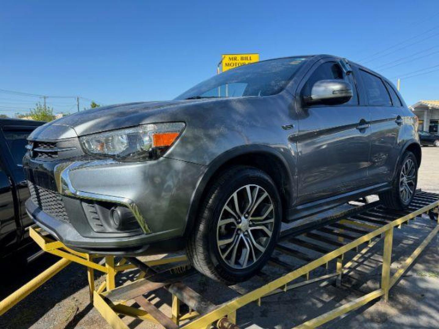 2019 GRAY Mitsubishi Outlander Sport 2.0 ES 5M (JA4AP3AU7KU) with an 2.0L L4 DOHC 16V engine, 5-Speed Manual transmission, located at 2715 W Pioneer Pkwy, Arlington, TX, 76013, (817) 265-9009, 32.710262, -97.153236 - Photo#3