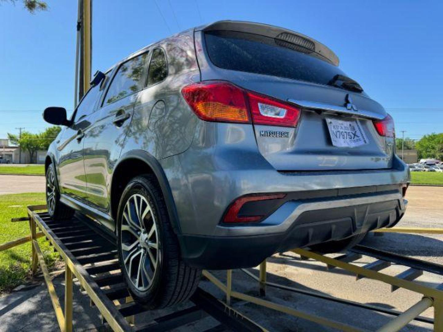 2019 GRAY Mitsubishi Outlander Sport 2.0 ES 5M (JA4AP3AU7KU) with an 2.0L L4 DOHC 16V engine, 5-Speed Manual transmission, located at 2715 W Pioneer Pkwy, Arlington, TX, 76013, (817) 265-9009, 32.710262, -97.153236 - Photo#8