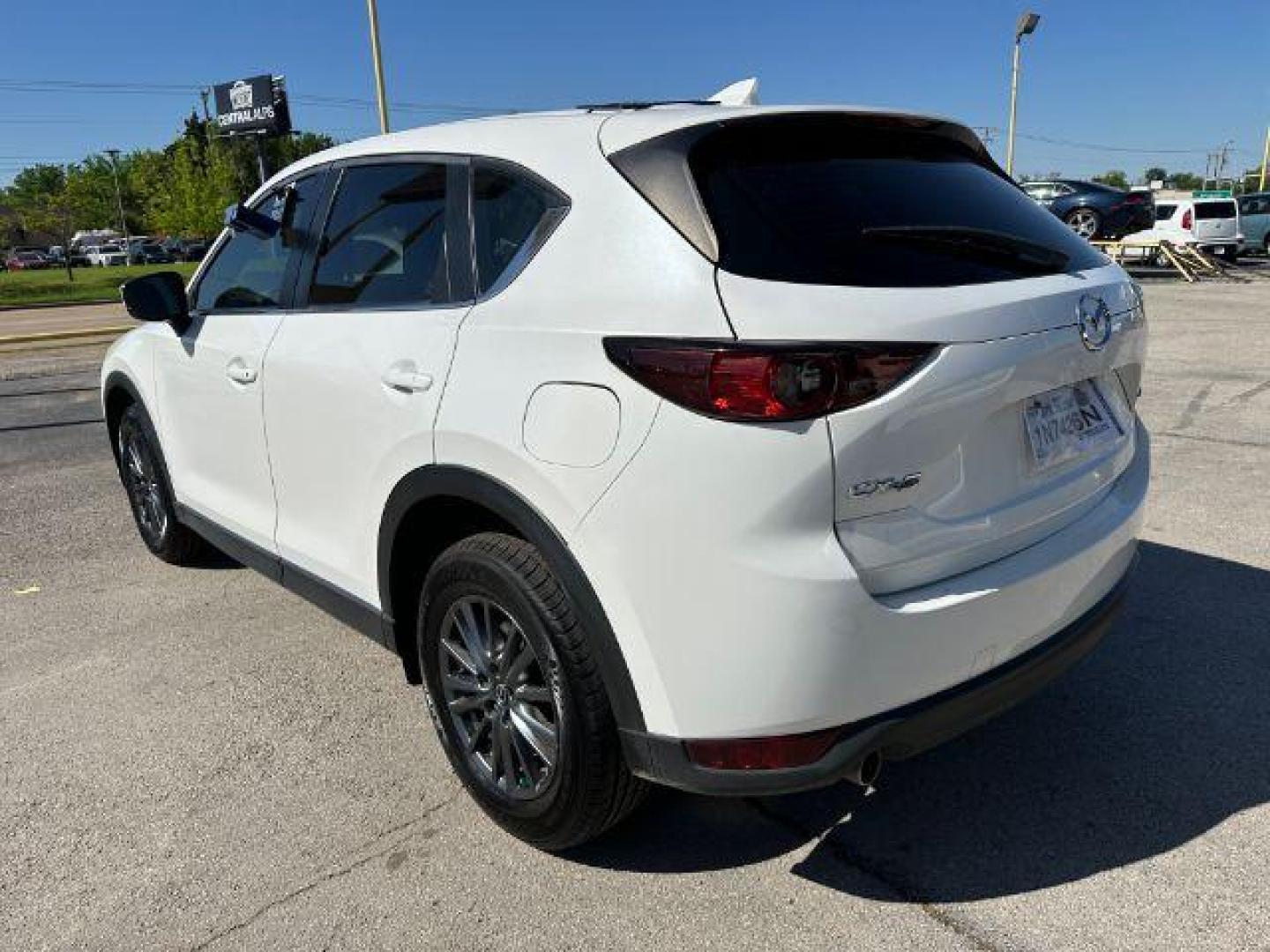 2019 WHITE Mazda CX-5 Sport (JM3KFABM5K0) with an 2.5L L4 DOHC 16V engine, 6-Speed Automatic transmission, located at 2715 W Pioneer Pkwy, Arlington, TX, 76013, (817) 265-9009, 32.710262, -97.153236 - Photo#10