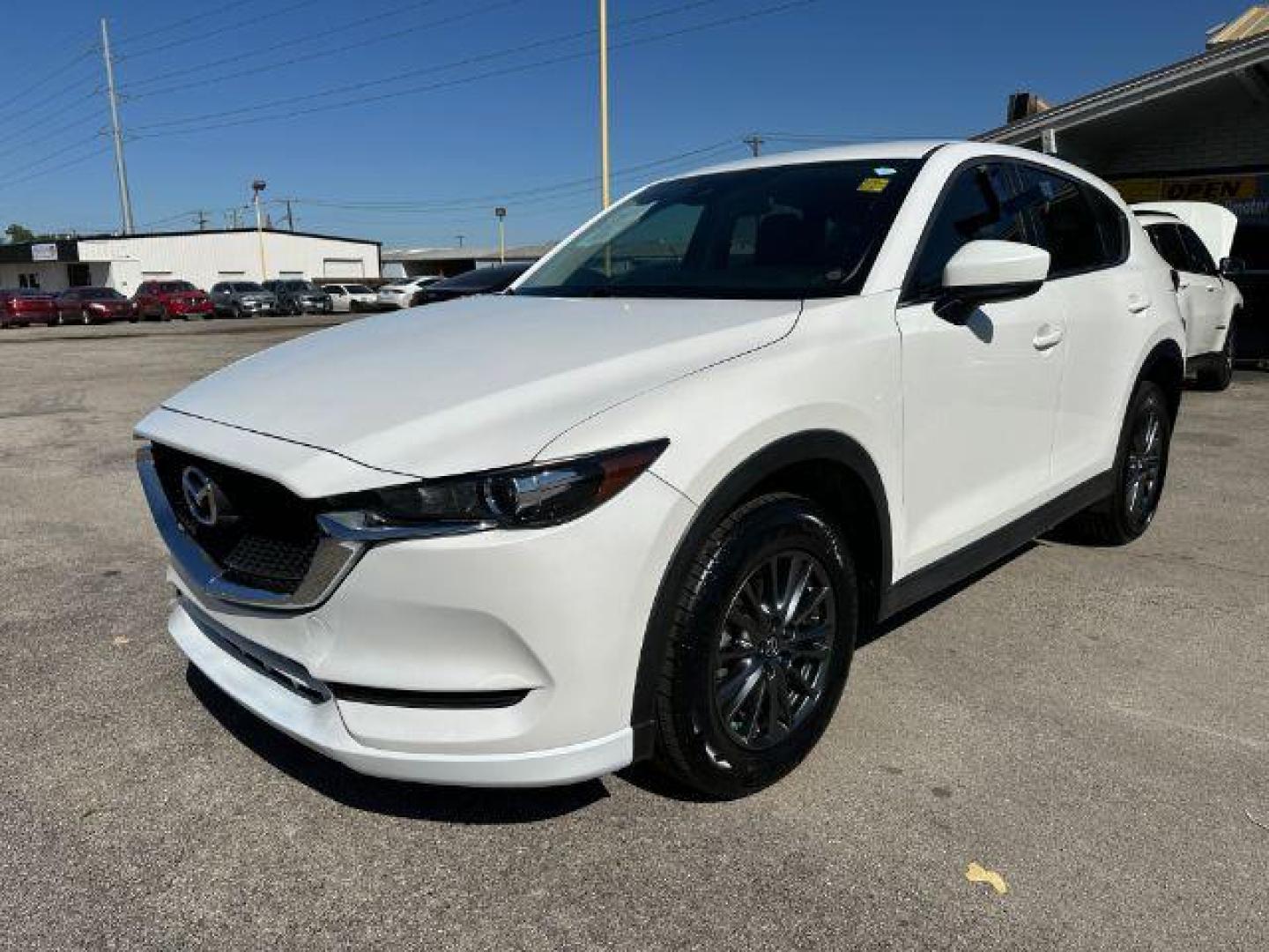 2019 WHITE Mazda CX-5 Sport (JM3KFABM5K0) with an 2.5L L4 DOHC 16V engine, 6-Speed Automatic transmission, located at 2715 W Pioneer Pkwy, Arlington, TX, 76013, (817) 265-9009, 32.710262, -97.153236 - Photo#4